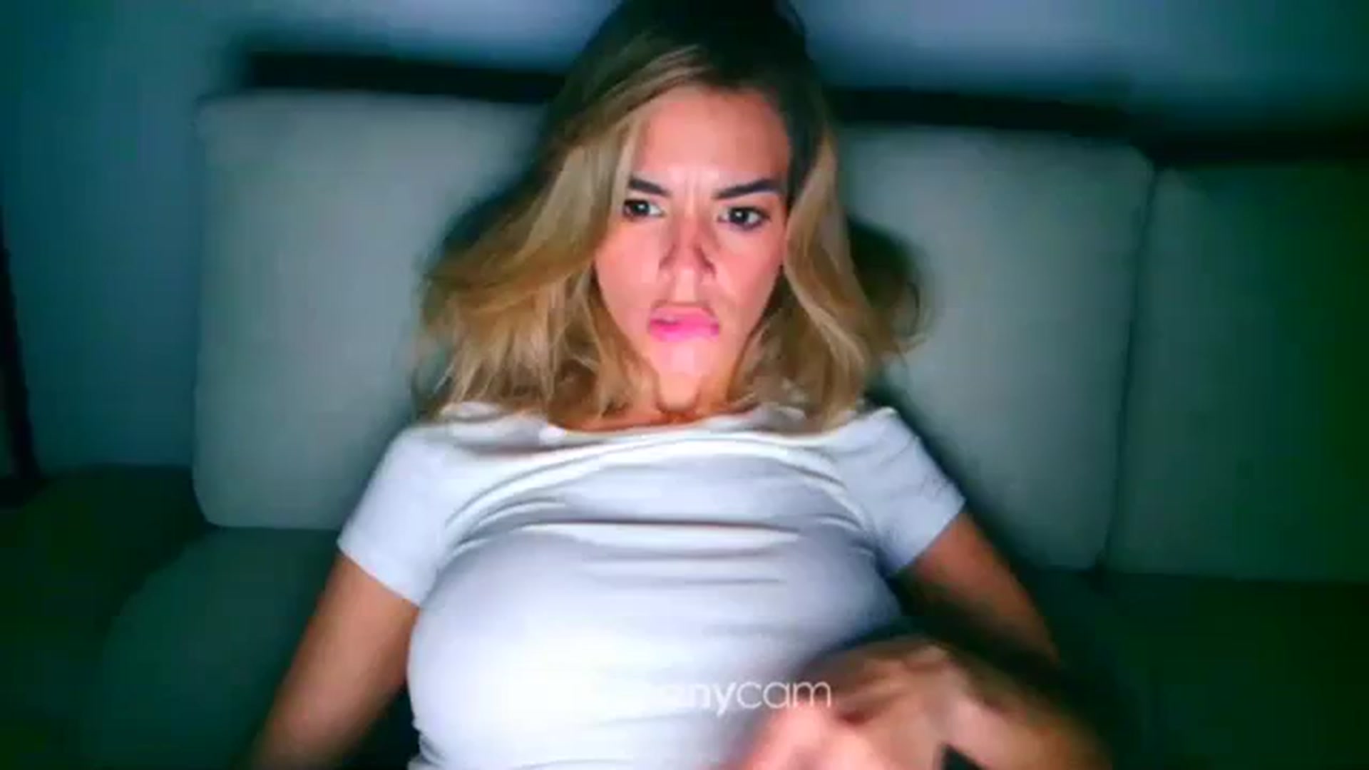 Gallery image thumbnail from fresagirl's myfreecams stream on, 08/22/2023, 20:24 image 12 of 20