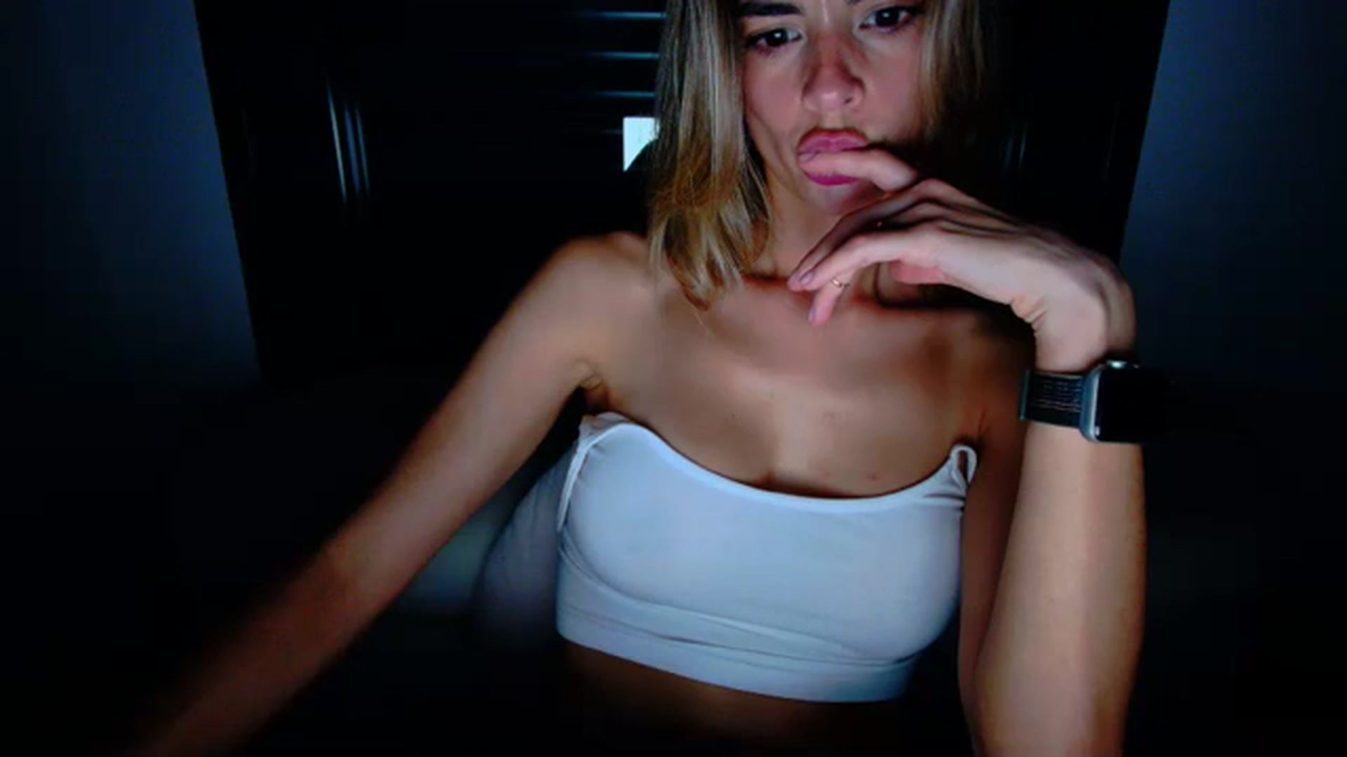 Gallery image thumbnail from fresagirl's myfreecams stream on, 10/09/2023, 22:51 image 19 of 20