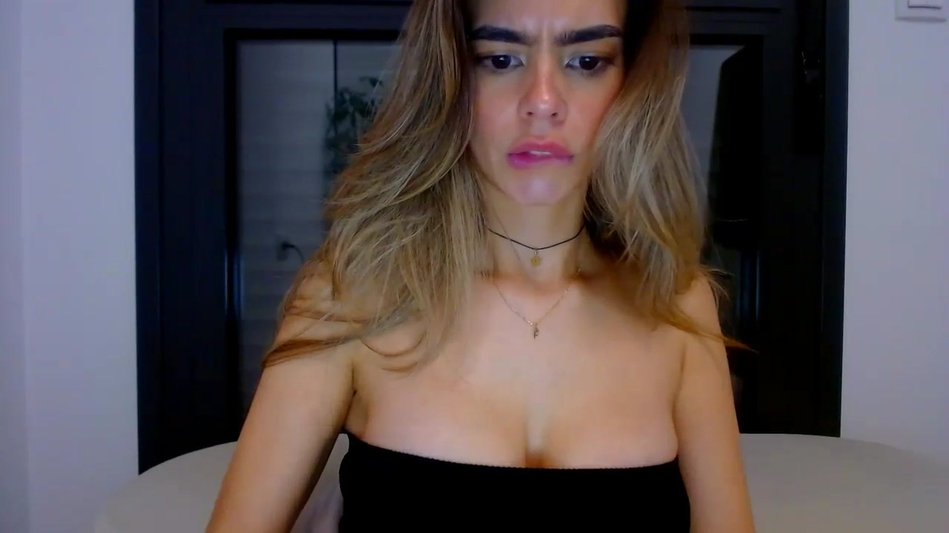 Gallery image thumbnail from fresagirl's myfreecams stream on, 02/15/2024, 23:18 image 12 of 20