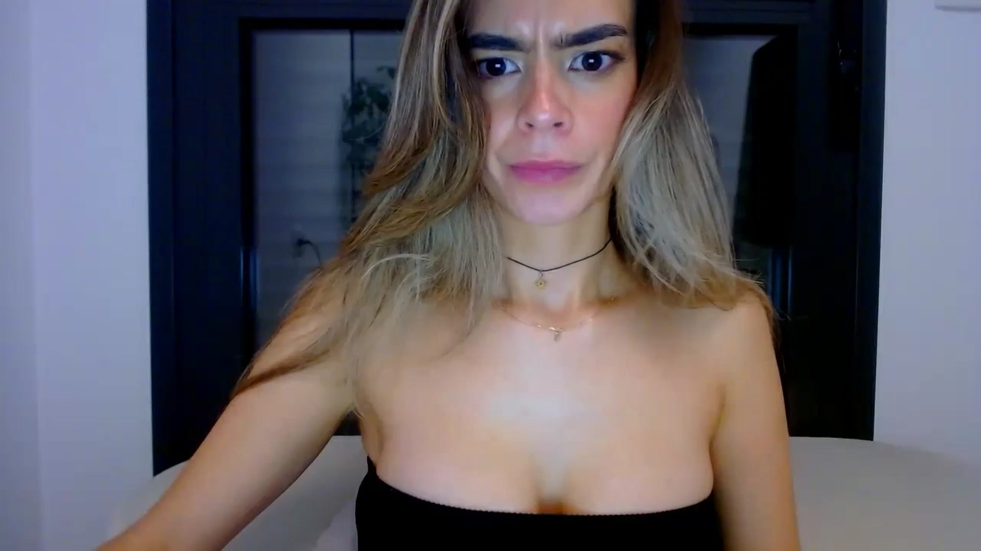 Gallery image thumbnail from fresagirl's myfreecams stream on, 02/15/2024, 23:18 image 18 of 20