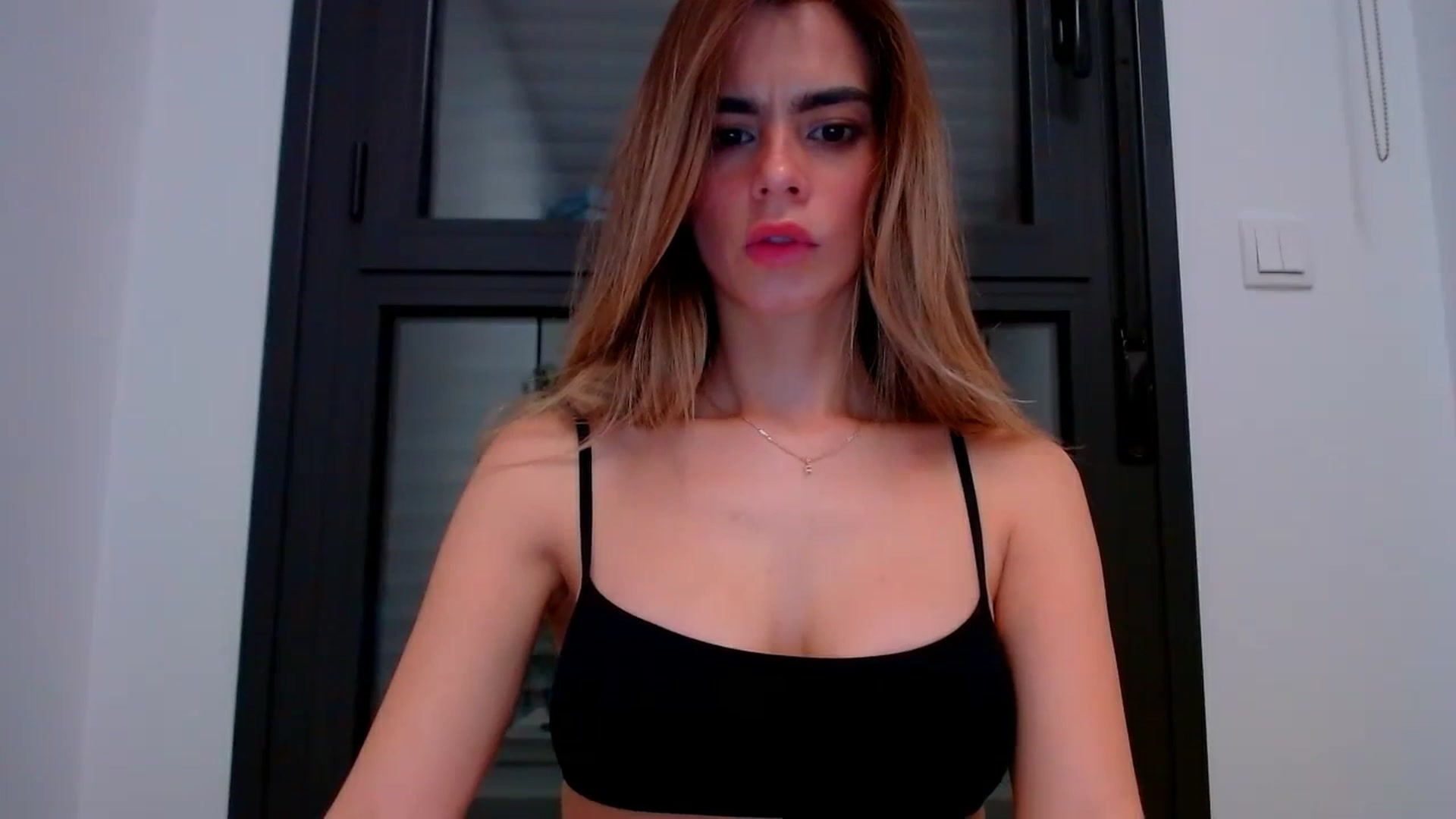 Gallery image thumbnail from fresagirl's myfreecams stream on, 02/29/2024, 22:03 image 12 of 20