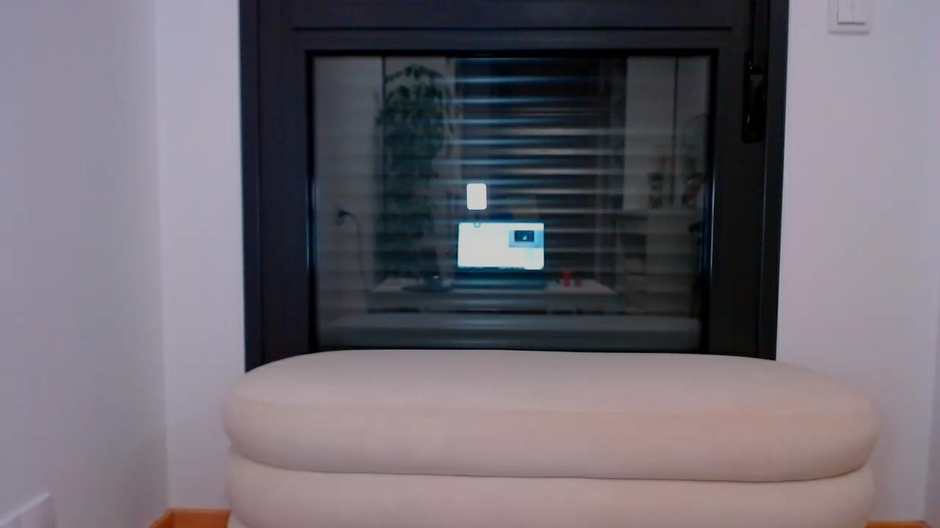 Gallery image thumbnail from fresagirl's myfreecams stream on, 03/12/2024, 23:44 image 13 of 20