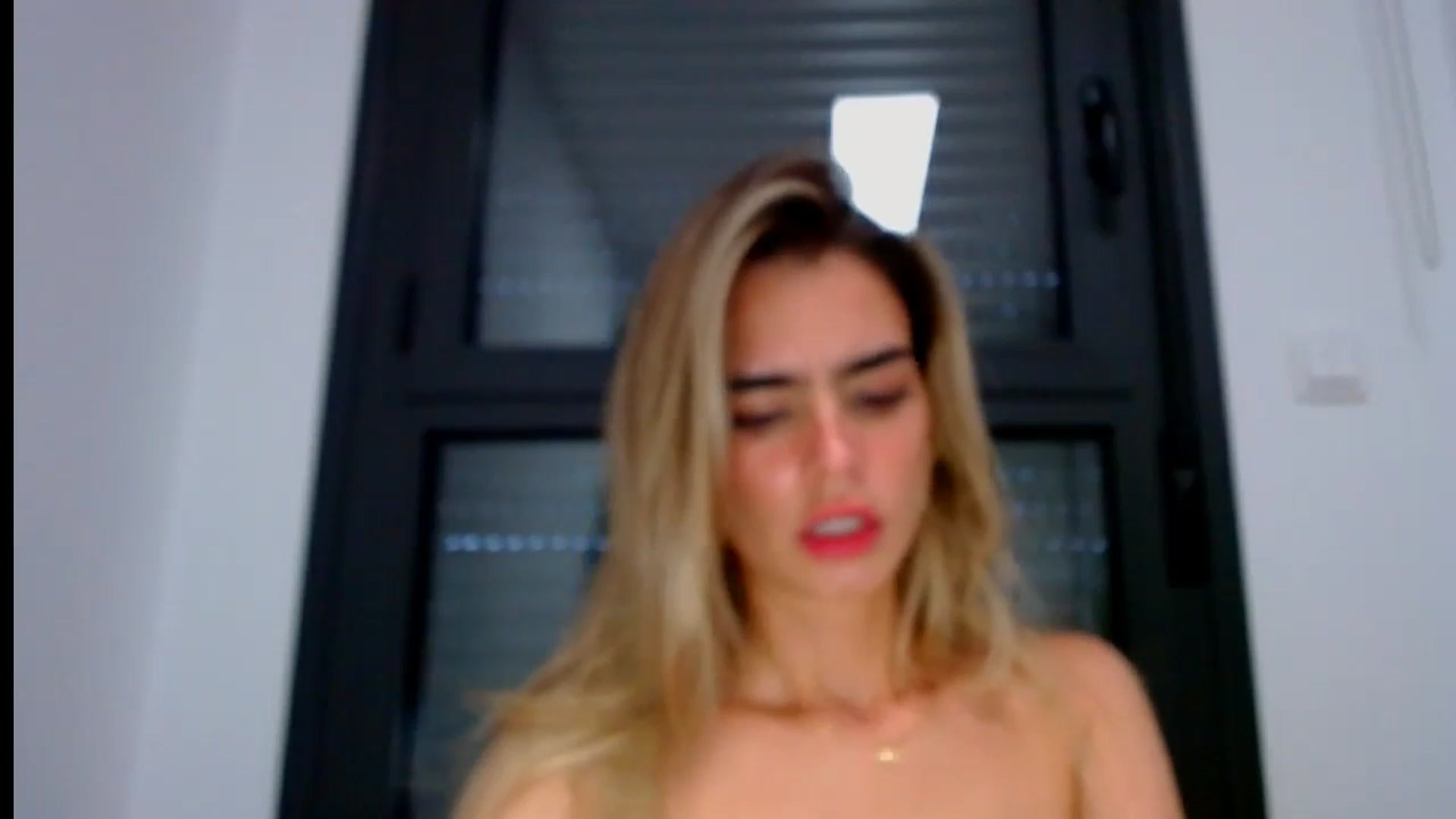 Gallery image thumbnail from fresagirl's myfreecams stream on, 07/04/2024, 19:41 image 20 of 20