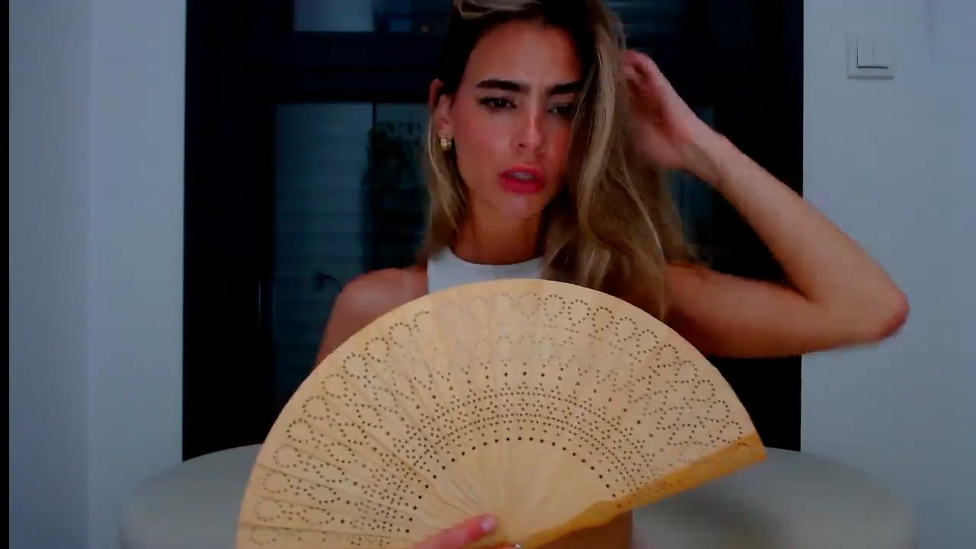 Gallery image thumbnail from fresagirl's myfreecams stream on, 07/08/2024, 21:19 image 10 of 20