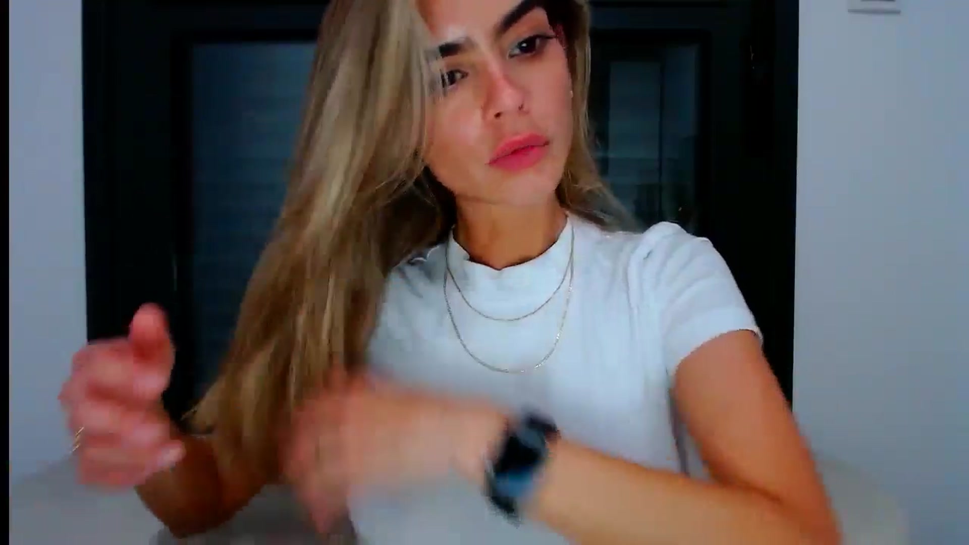 Gallery image thumbnail from fresagirl's myfreecams stream on, 07/24/2024, 21:55 image 10 of 20