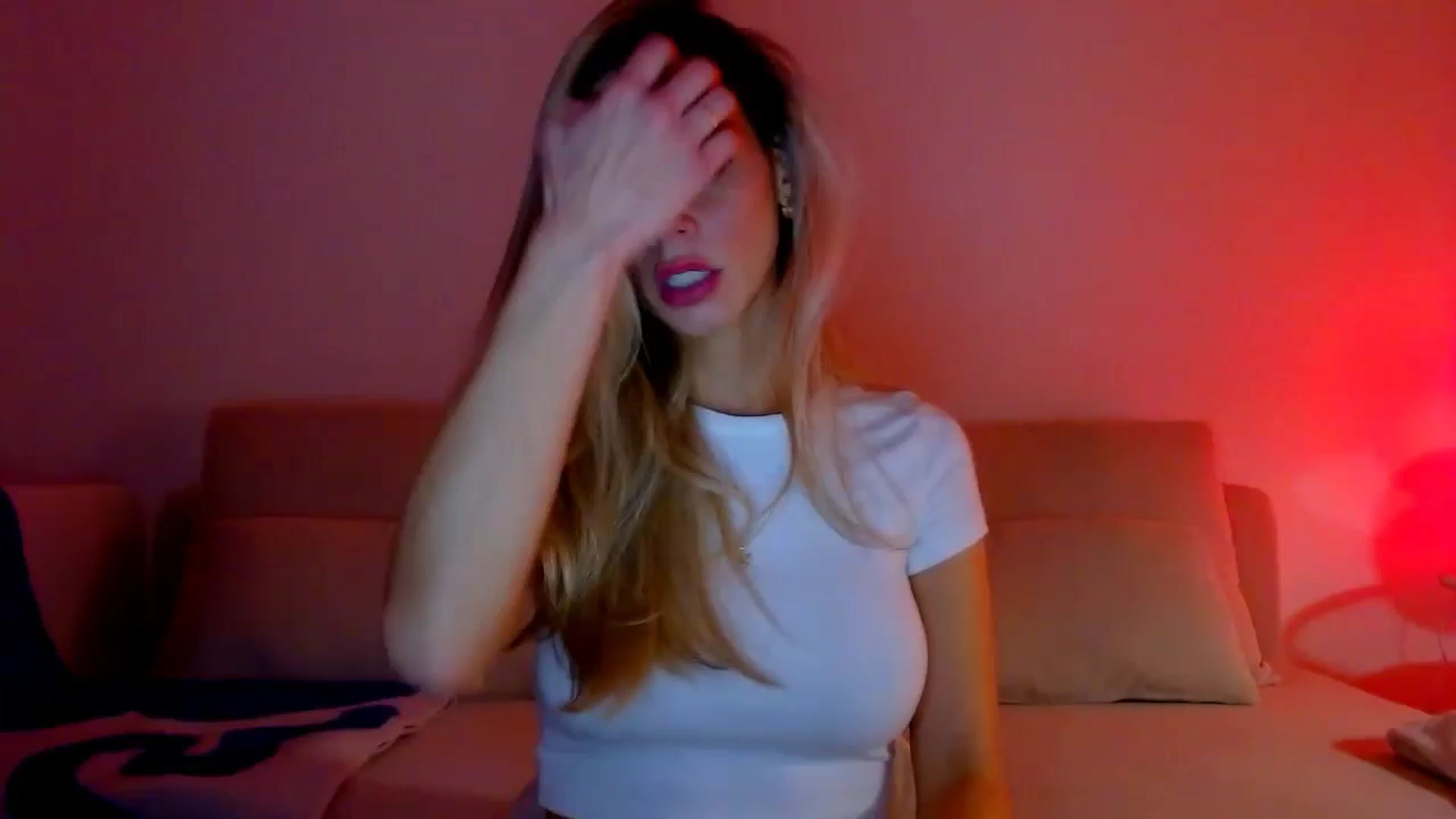 Gallery image thumbnail from fresagirl's myfreecams stream on, 11/28/2024, 21:47 image 11 of 20