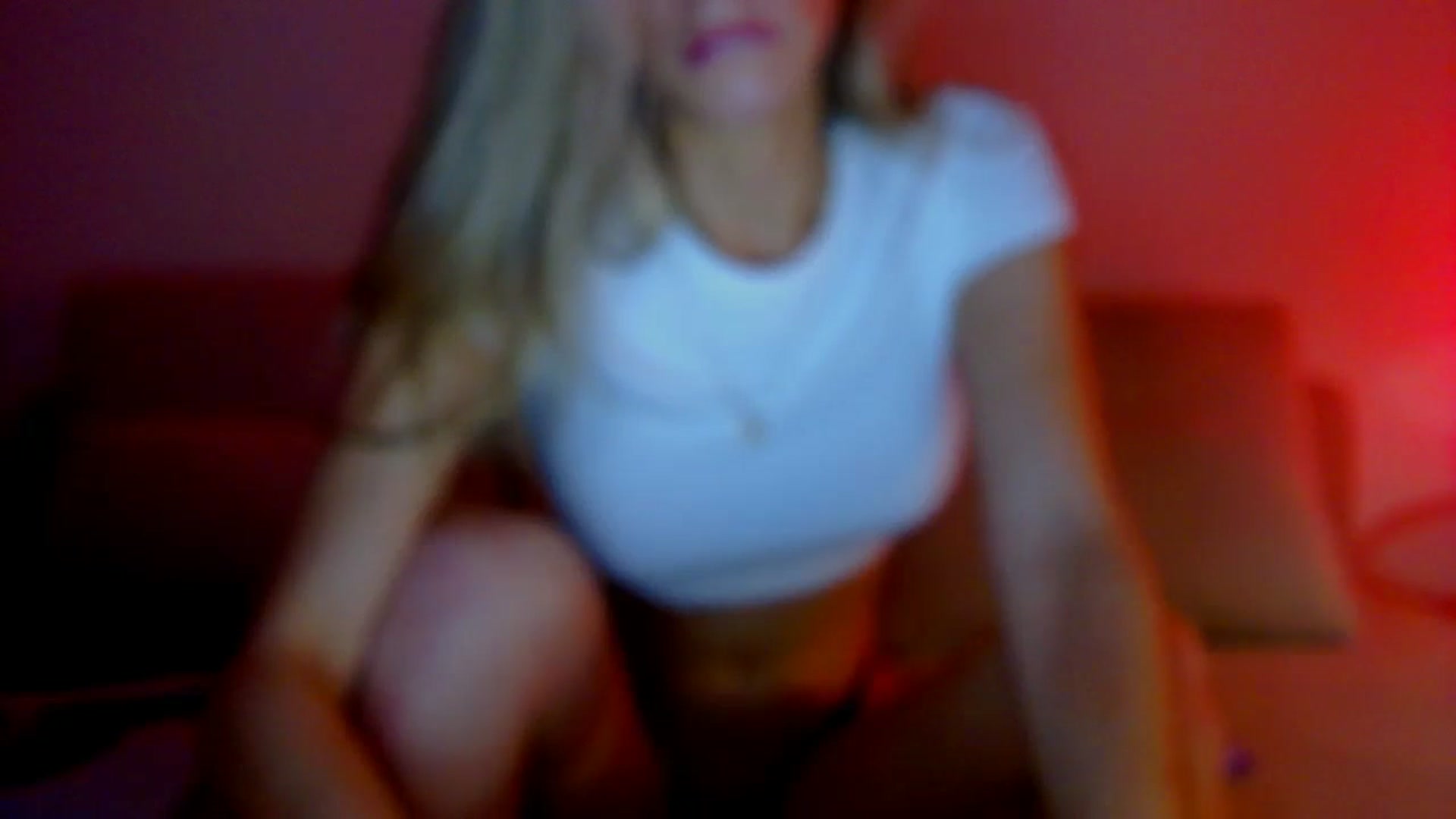 Gallery image thumbnail from fresagirl's myfreecams stream on, 11/28/2024, 21:47 image 15 of 20