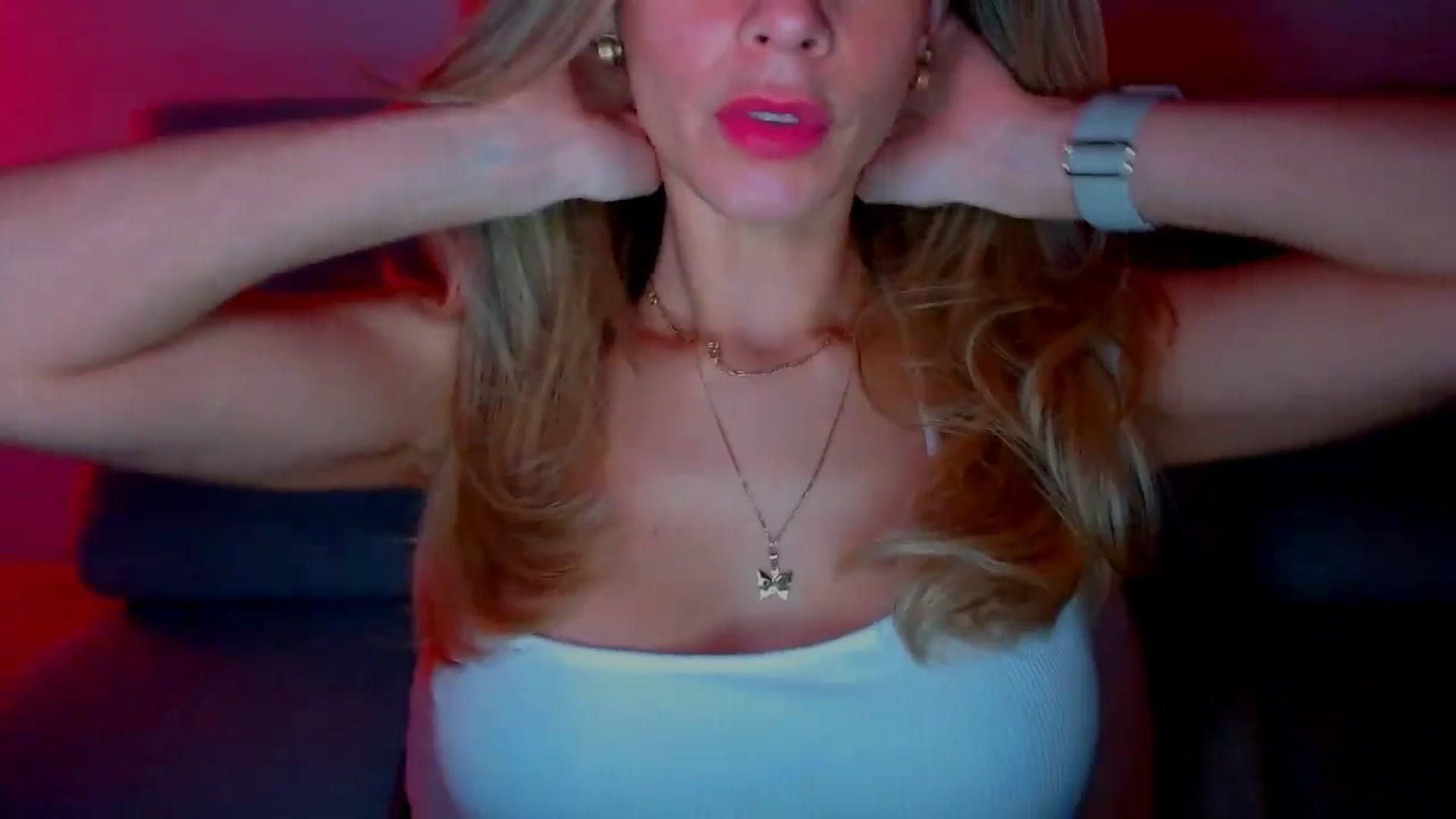 Gallery image thumbnail from fresagirl's myfreecams stream on, 01/02/2025, 22:15 image 19 of 20