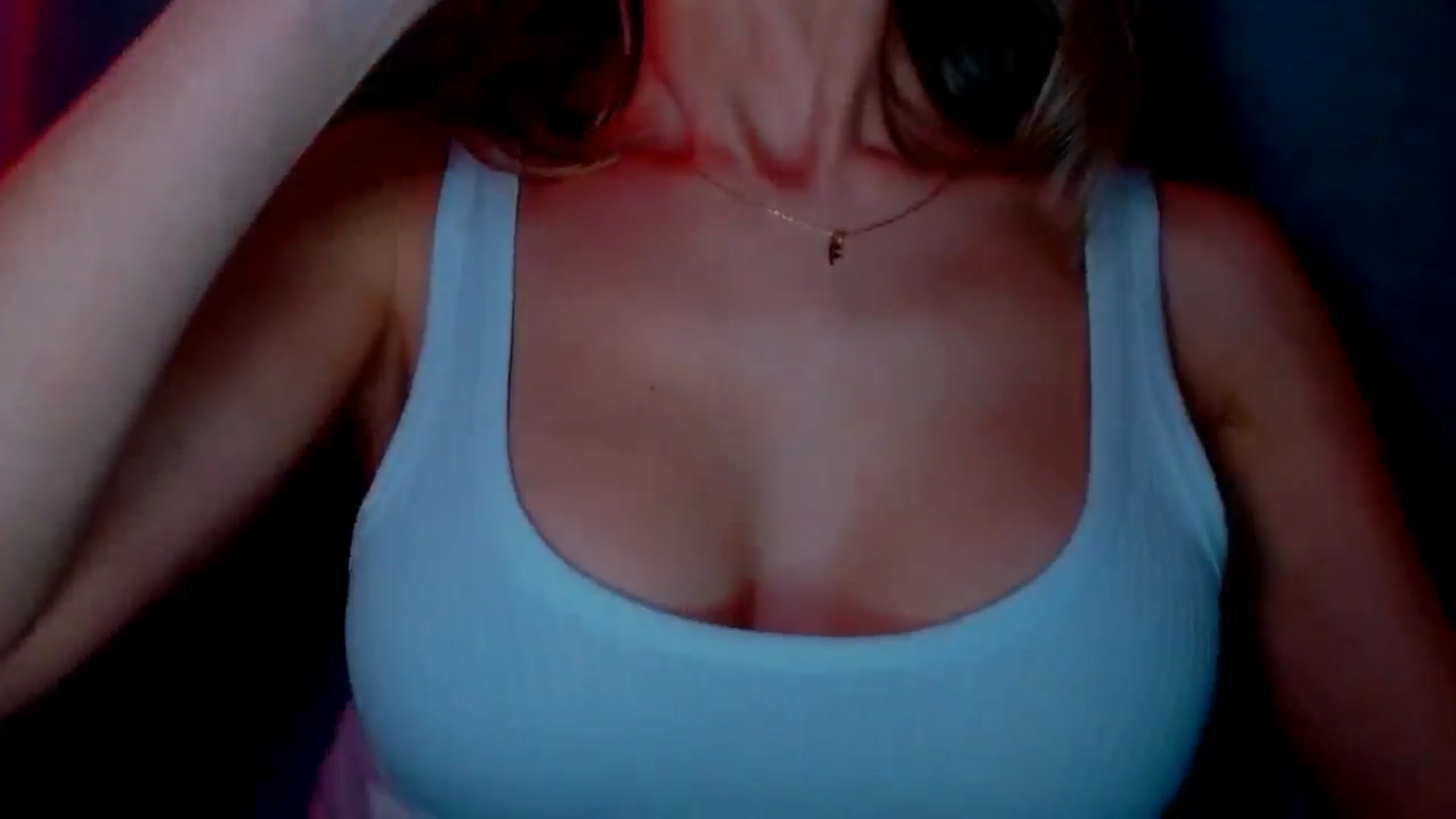 Gallery image thumbnail from fresagirl's myfreecams stream on, 01/09/2025, 01:11 image 8 of 20