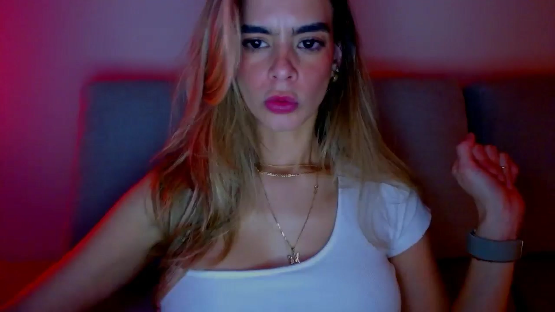 Gallery image thumbnail from fresagirl's myfreecams stream on, 02/04/2025, 22:47 image 19 of 20