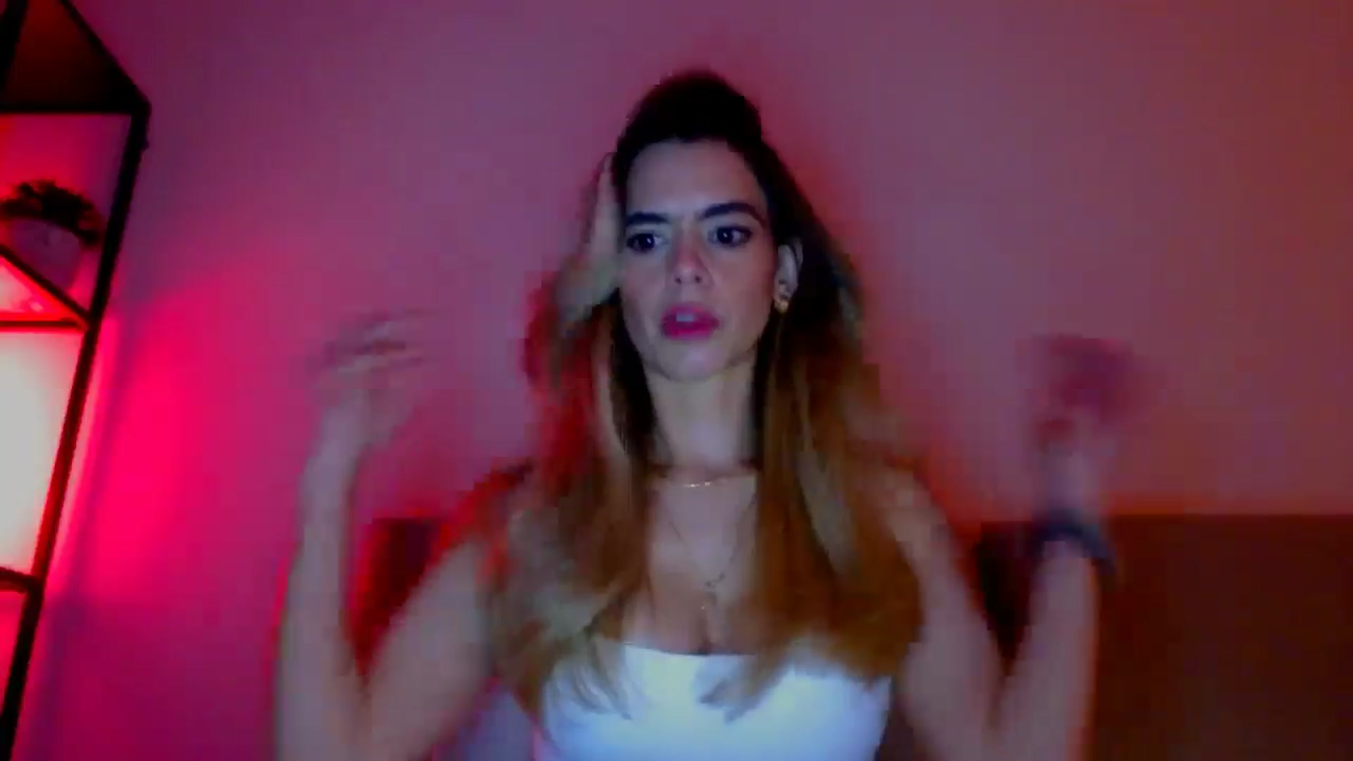 Gallery image thumbnail from fresagirl's myfreecams stream on, 02/18/2025, 21:55 image 7 of 20