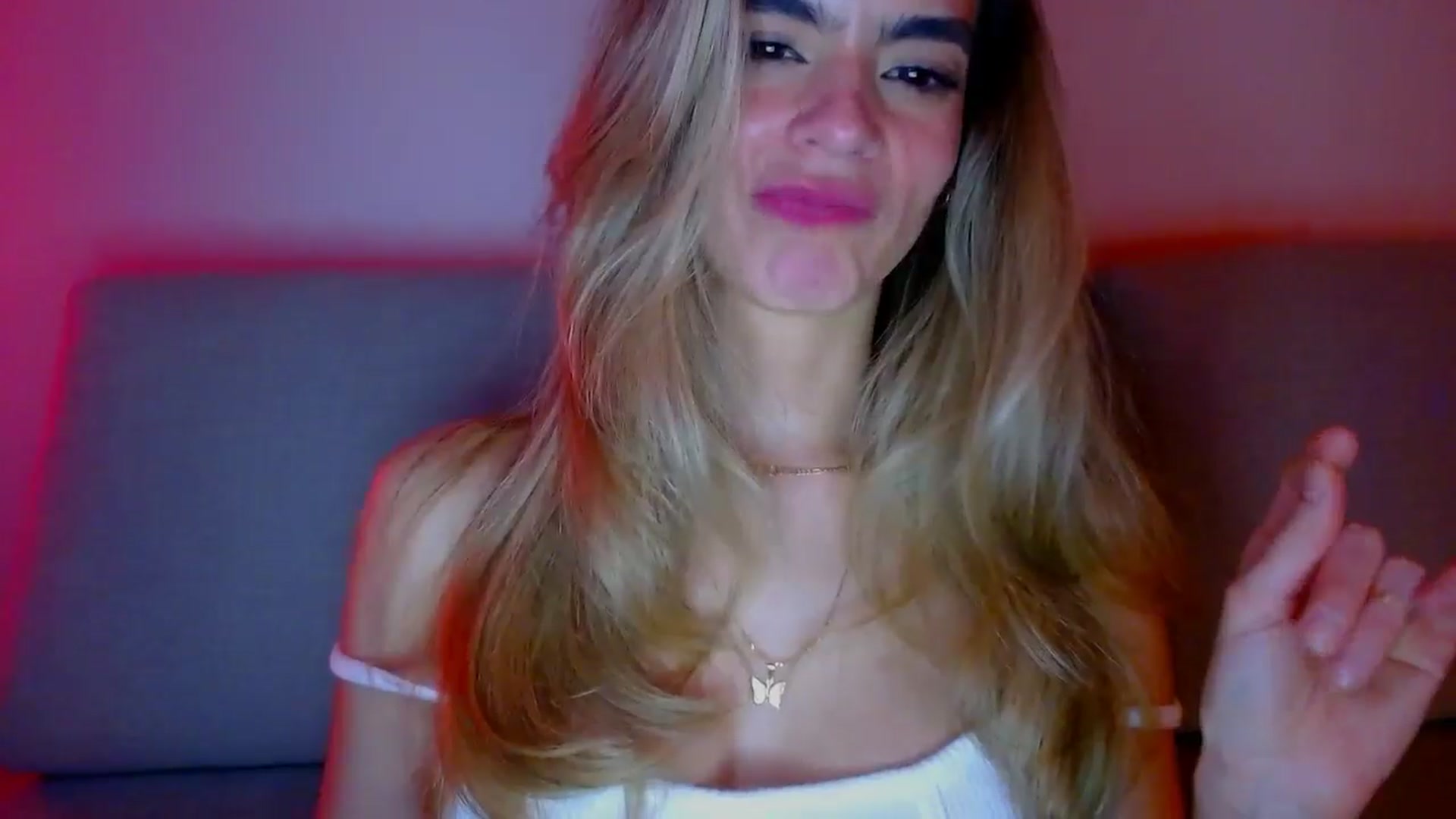 Gallery image thumbnail from fresagirl's myfreecams stream on, 02/19/2025, 22:36 image 16 of 20