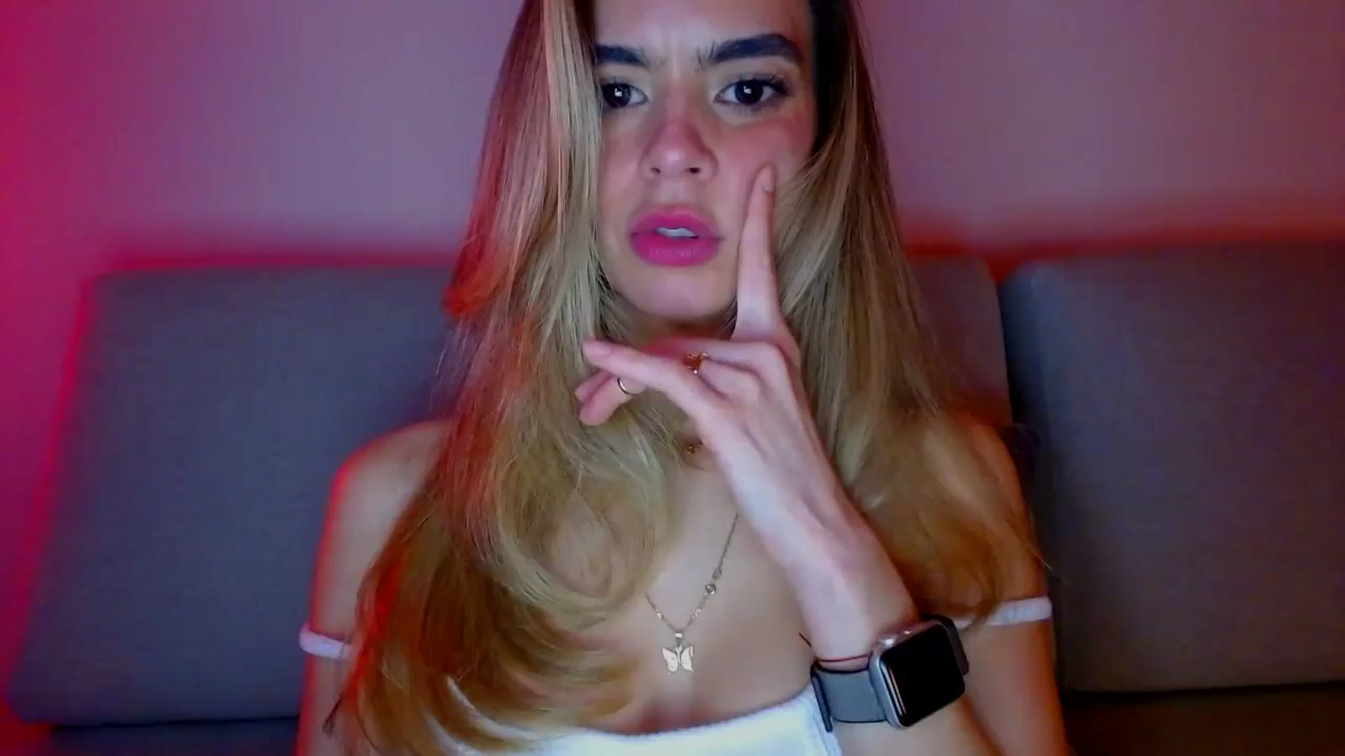 Gallery image thumbnail from fresagirl's myfreecams stream on, 02/19/2025, 22:36 image 17 of 20