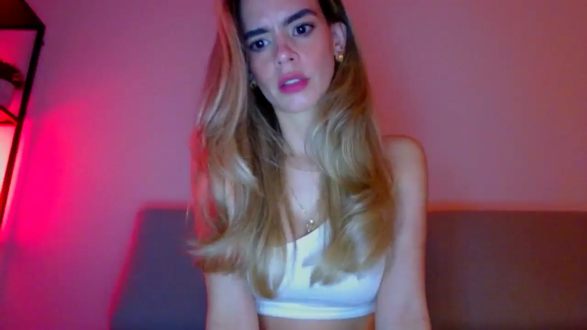 Gallery image thumbnail from fresagirl's myfreecams stream on, 02/20/2025, 22:51 image 8 of 20