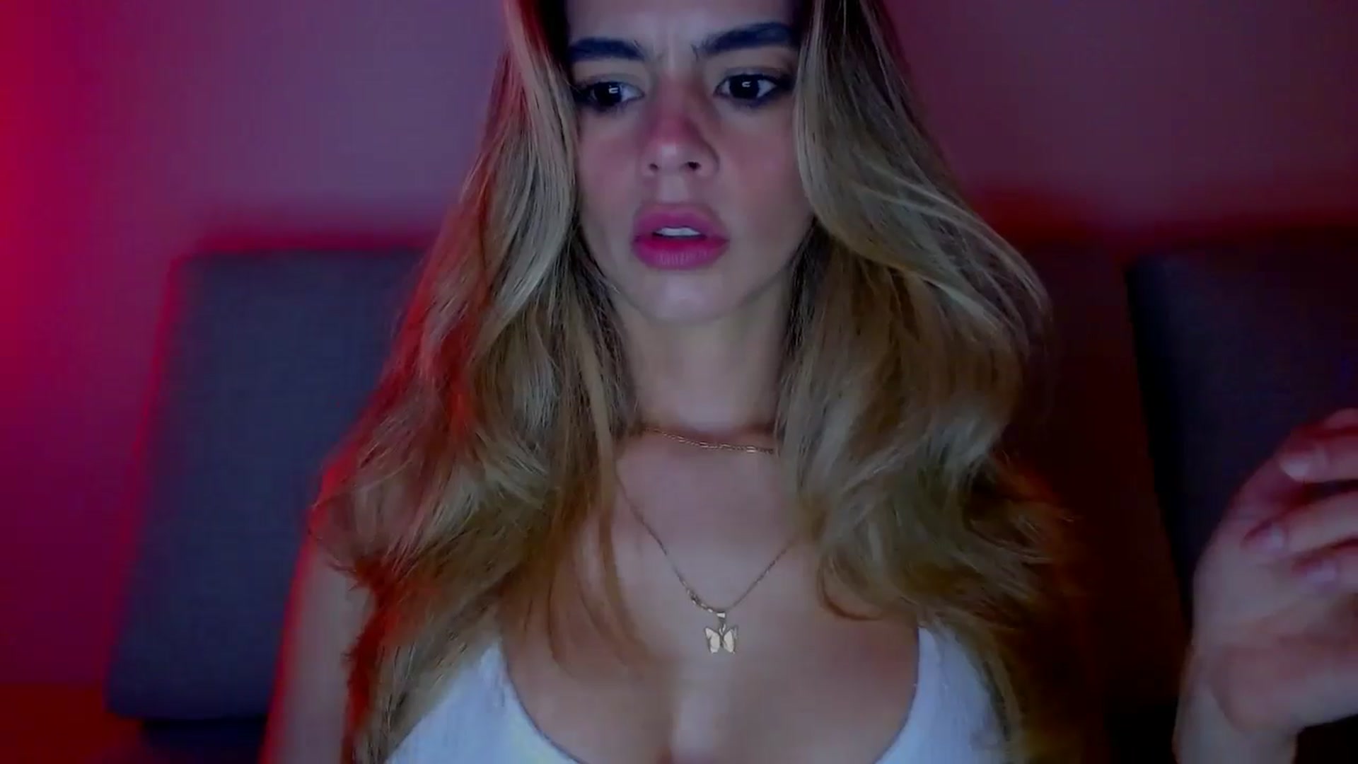 Gallery image thumbnail from fresagirl's myfreecams stream on, 02/24/2025, 23:19 image 2 of 20