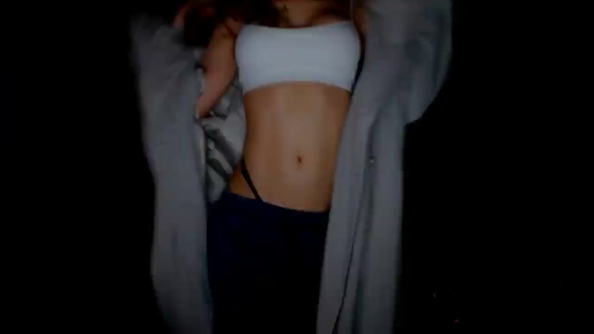 Gallery image thumbnail from fresagirl's myfreecams stream on, 03/19/2025, 01:32 image 1 of 20