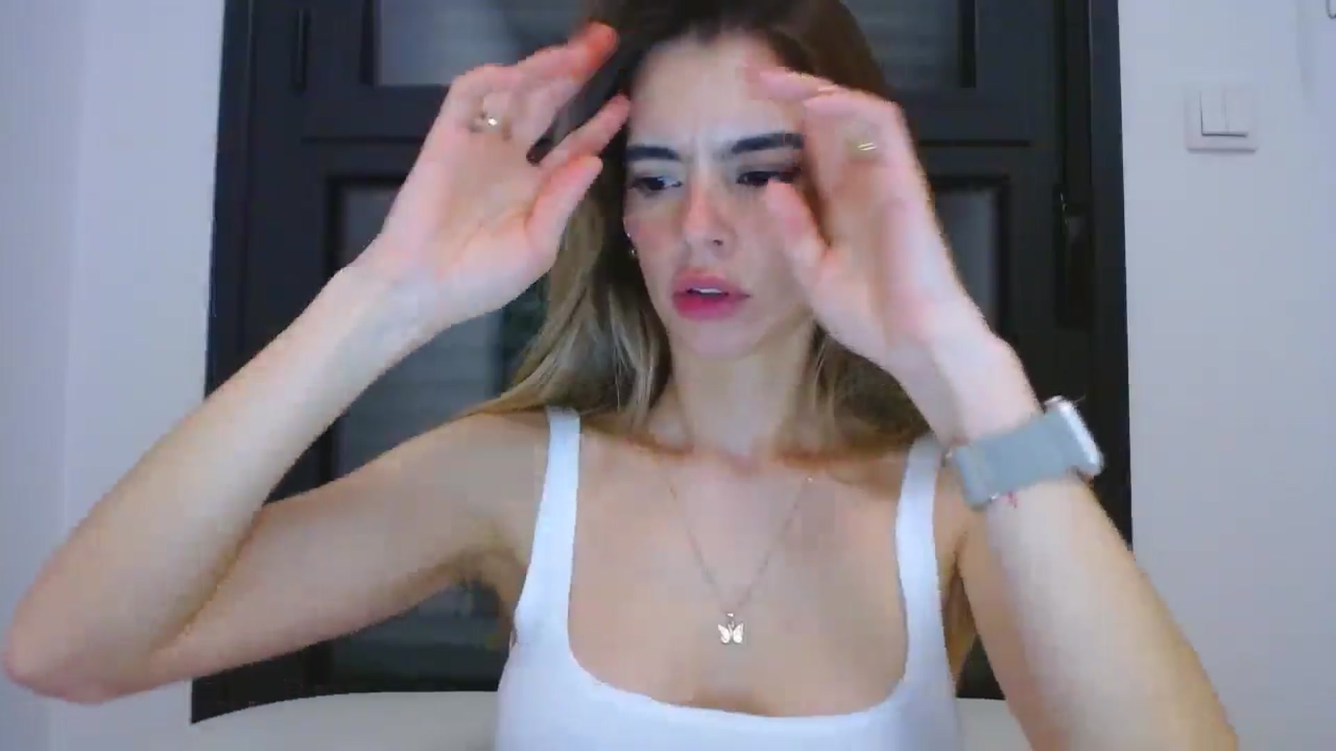 Gallery image thumbnail from fresagirl's myfreecams stream on, 04/14/2025, 22:00 image 20 of 20