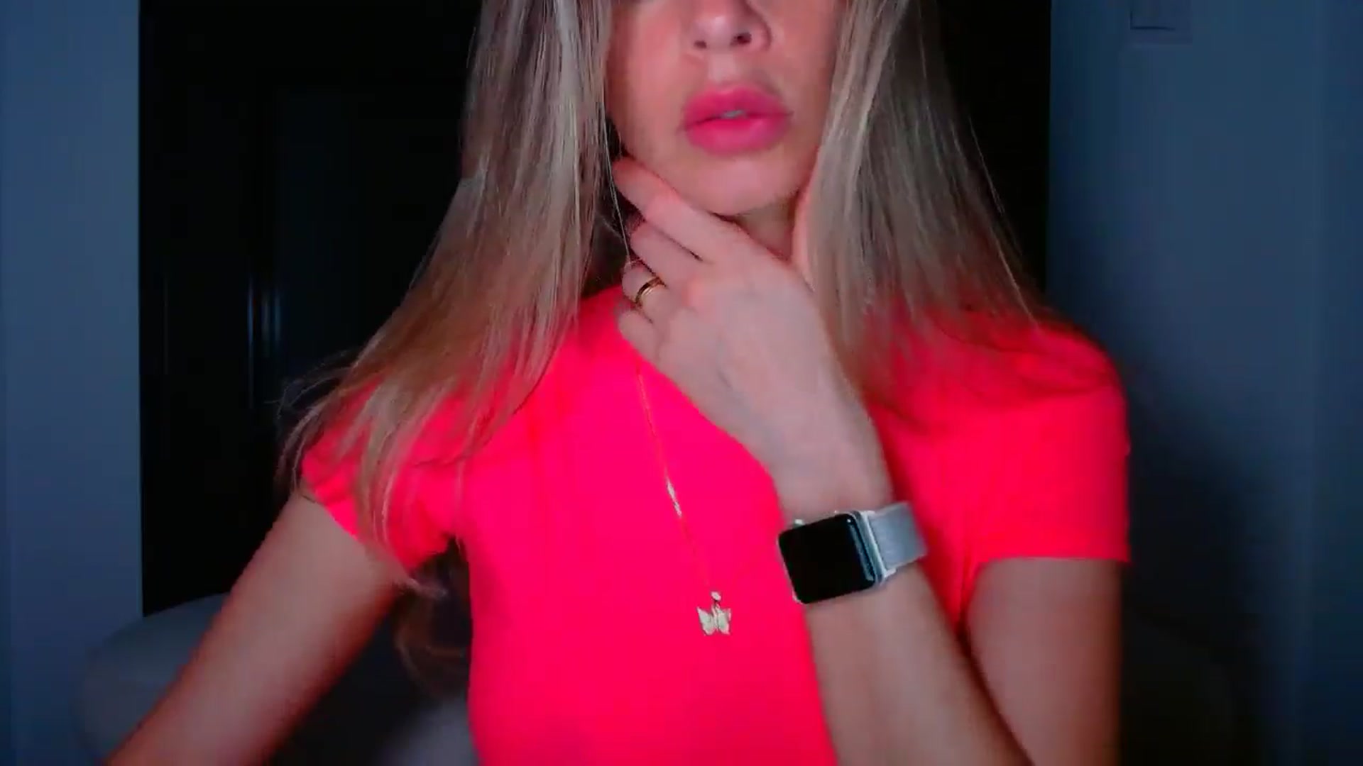 Gallery image thumbnail from fresagirl's myfreecams stream on, 05/16/2025, 24:14 image 8 of 20