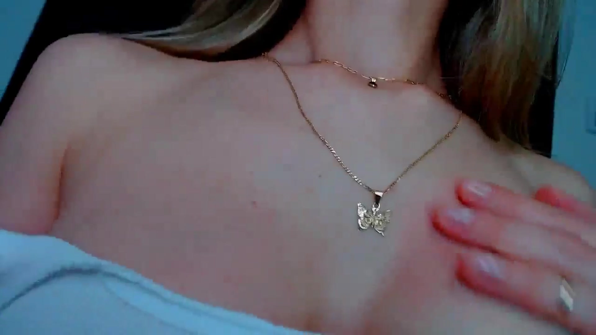 Gallery image thumbnail from fresagirl's myfreecams stream on, 05/29/2025, 21:52 image 3 of 20