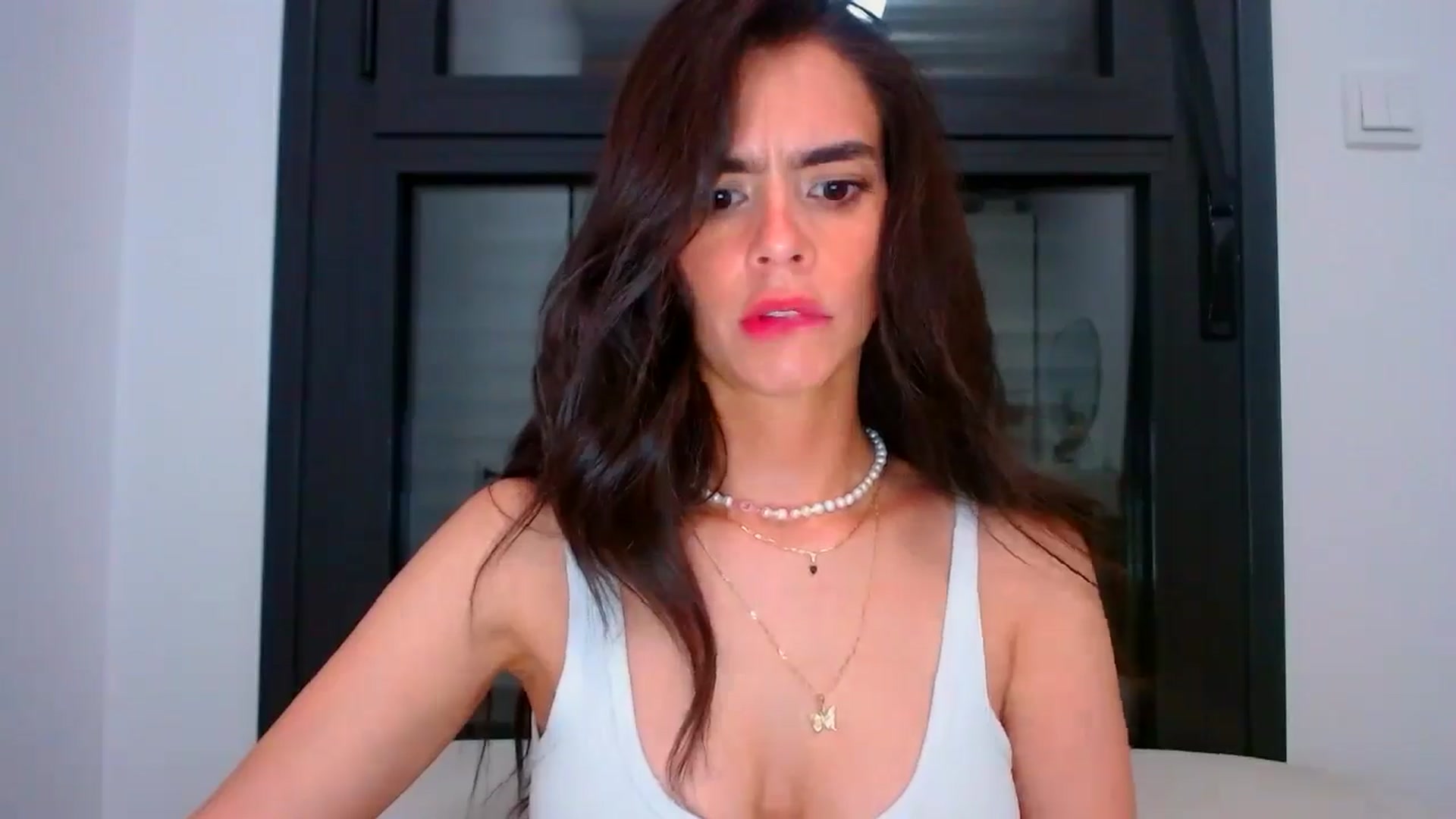 Gallery image thumbnail from fresagirl's myfreecams stream on, 06/12/2025, 21:06 image 9 of 20