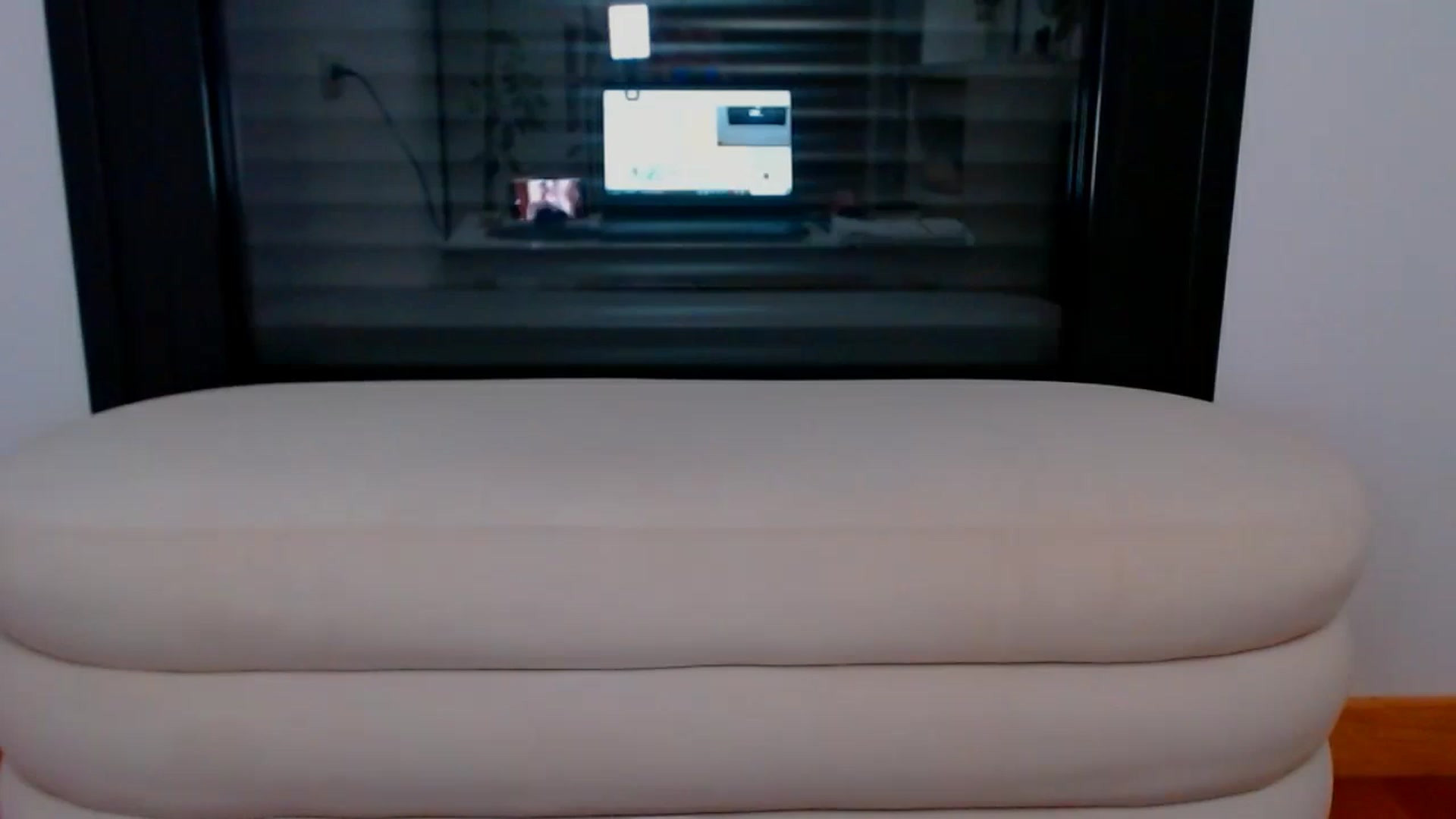 Gallery image thumbnail from fresagirl's myfreecams stream on, 06/16/2025, 22:50 image 20 of 20