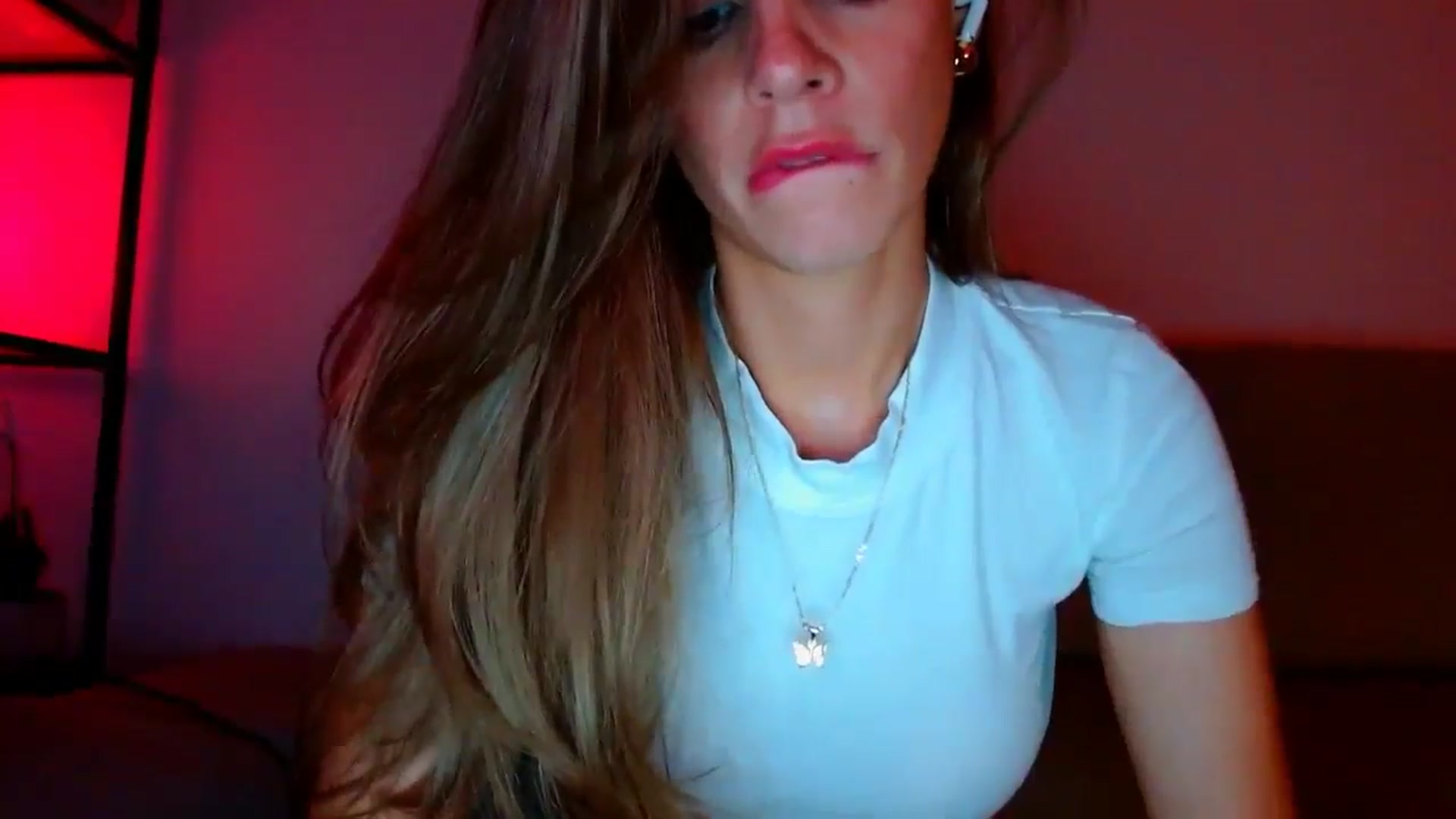 Gallery image thumbnail from fresagirl's myfreecams stream on, 07/14/2025, 23:12 image 4 of 20