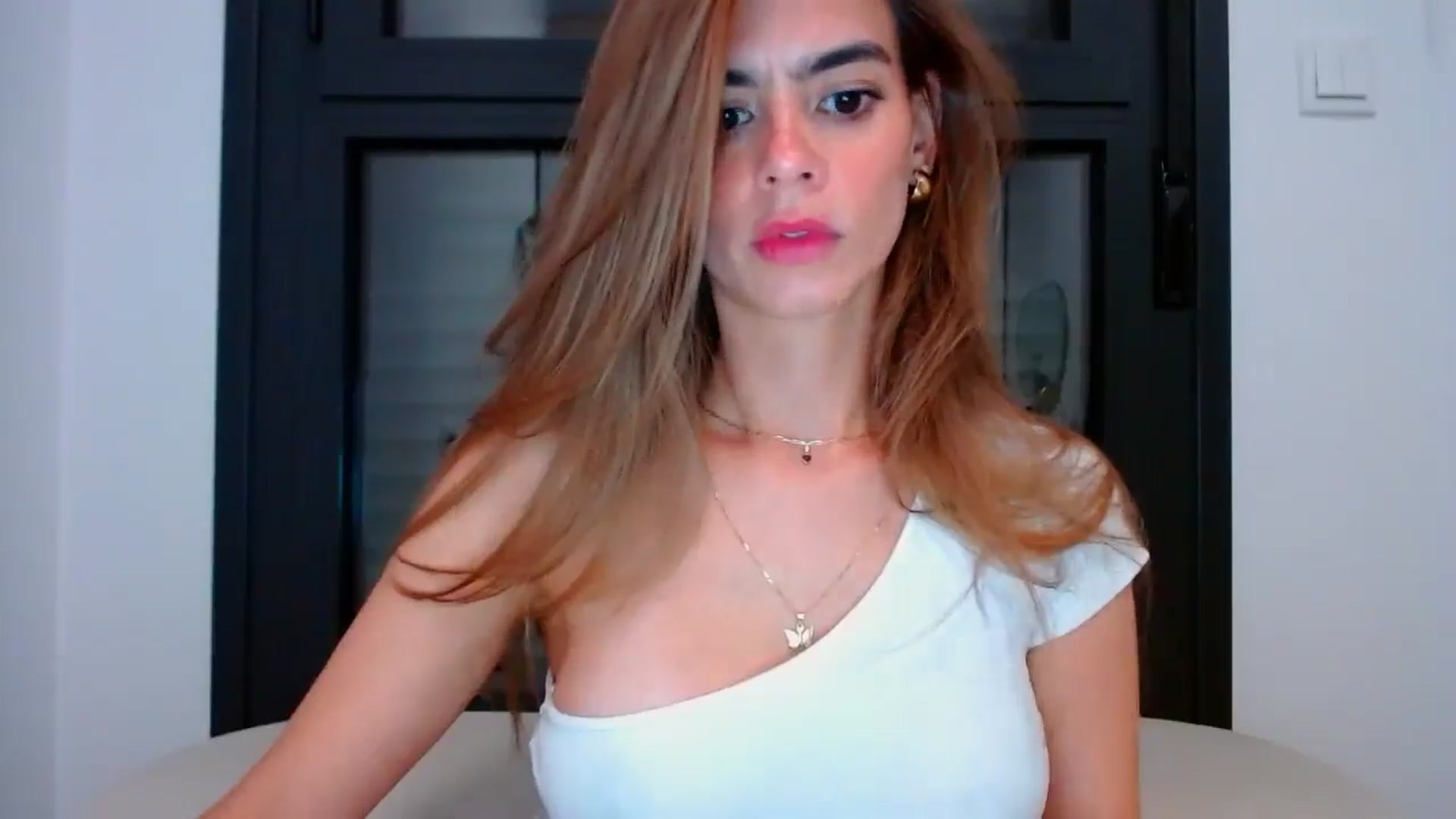 Gallery image thumbnail from fresagirl's myfreecams stream on, 07/23/2025, 20:47 image 18 of 20