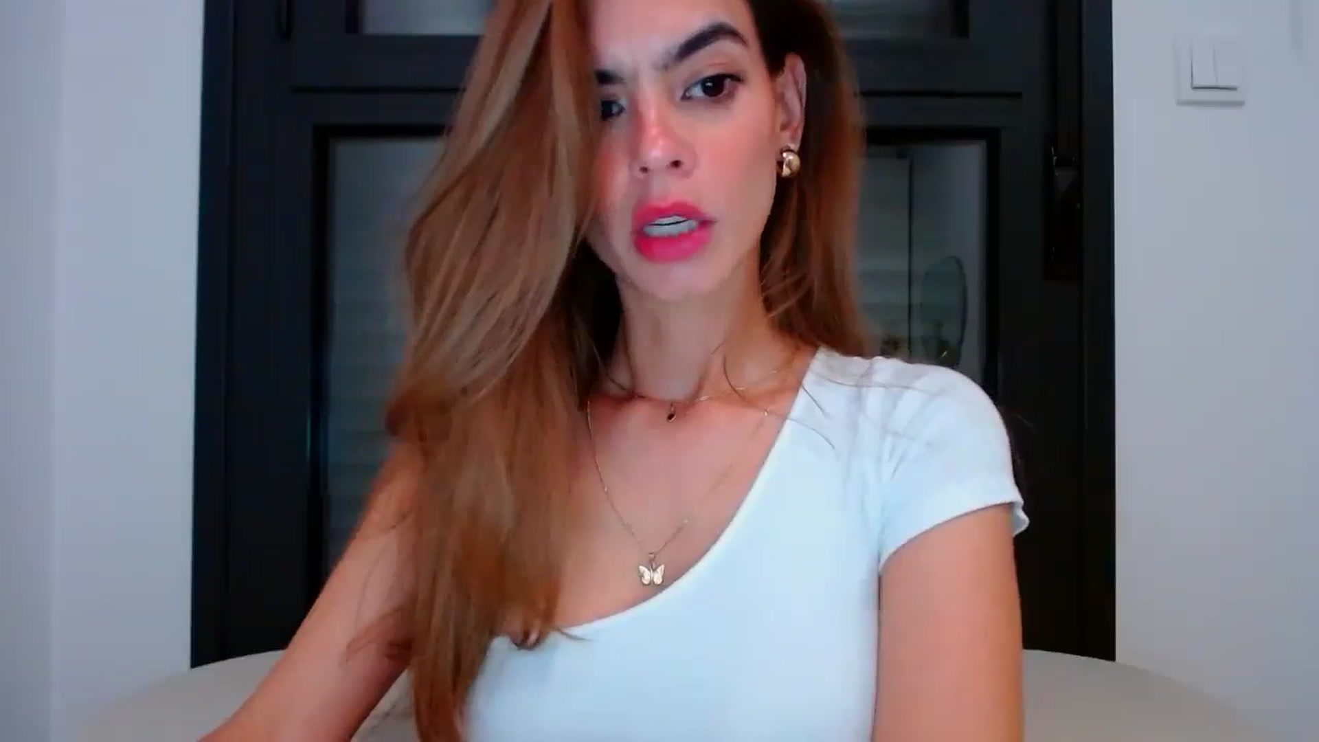 Gallery image thumbnail from fresagirl's myfreecams stream on, 07/23/2025, 20:47 image 19 of 20