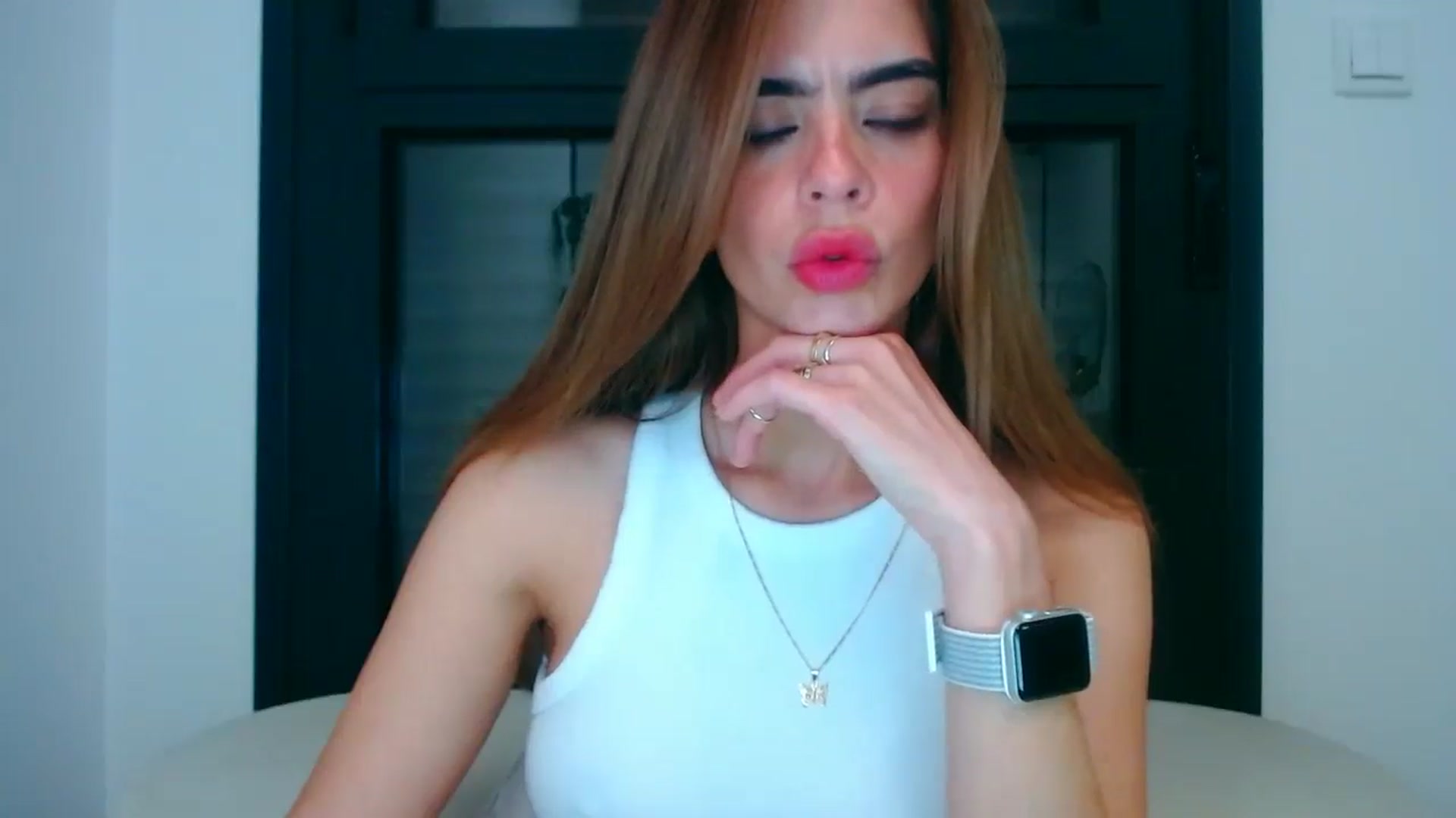 Gallery image thumbnail from fresagirl's myfreecams stream on, 08/05/2025, 22:51 image 3 of 20