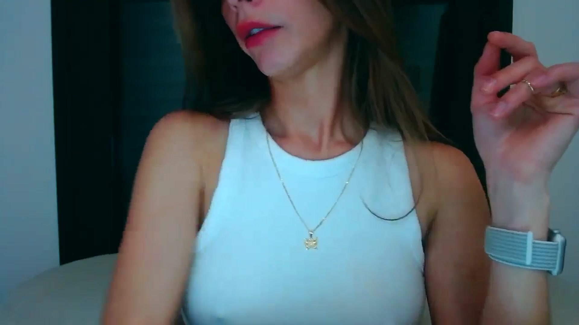 Gallery image thumbnail from fresagirl's myfreecams stream on, 08/05/2025, 22:51 image 20 of 20