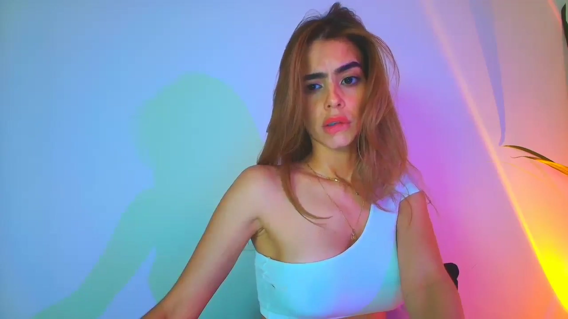 Gallery image thumbnail from fresagirl's myfreecams stream on, 09/01/2025, 23:10 image 4 of 20