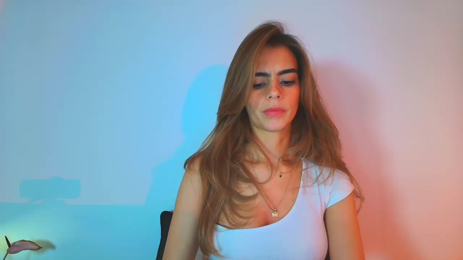 Gallery image thumbnail from fresagirl's myfreecams stream on, 09/01/2025, 23:10 image 1 of 20