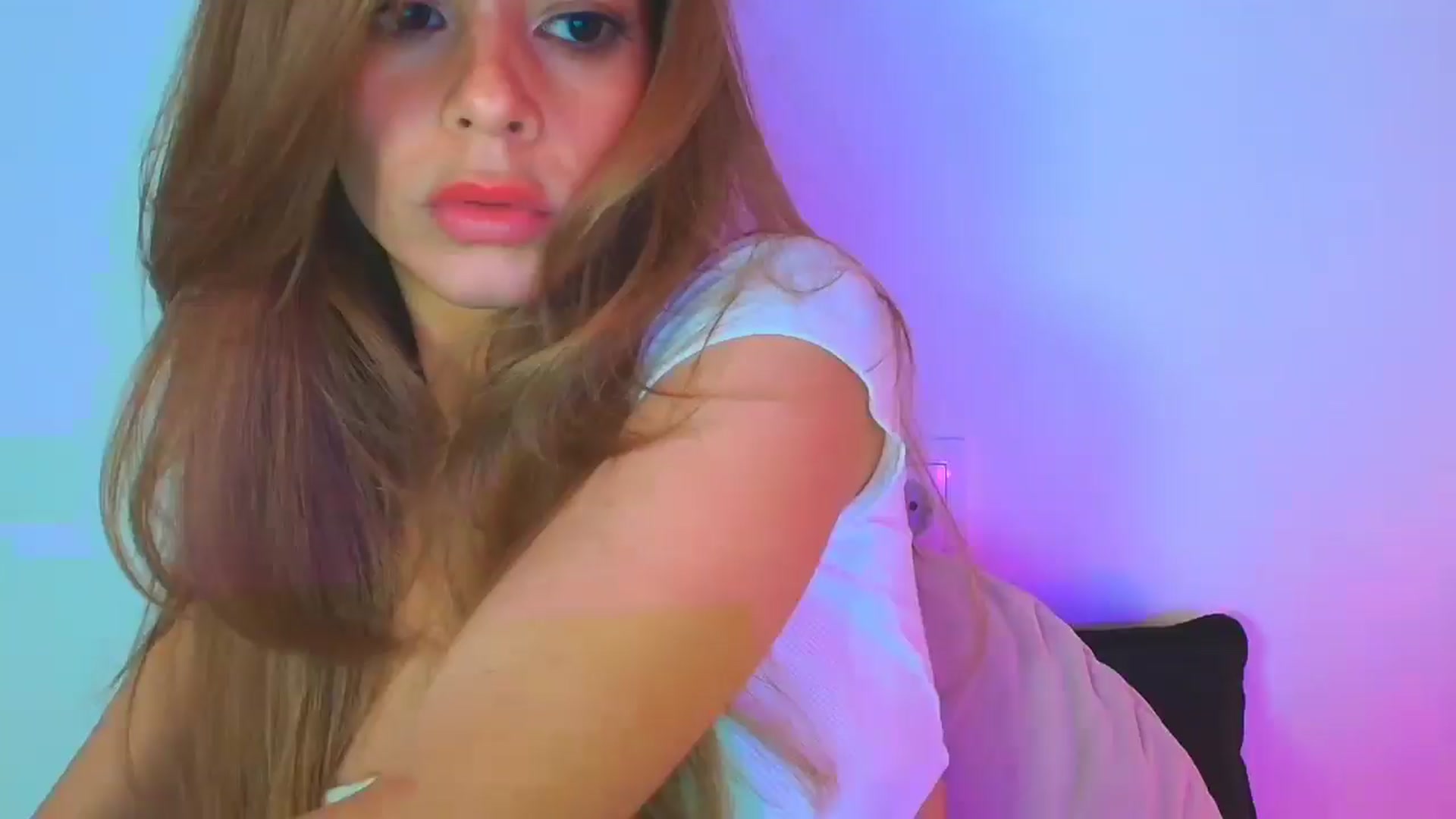 Gallery image thumbnail from fresagirl's myfreecams stream on, 09/02/2025, 01:08 image 2 of 20