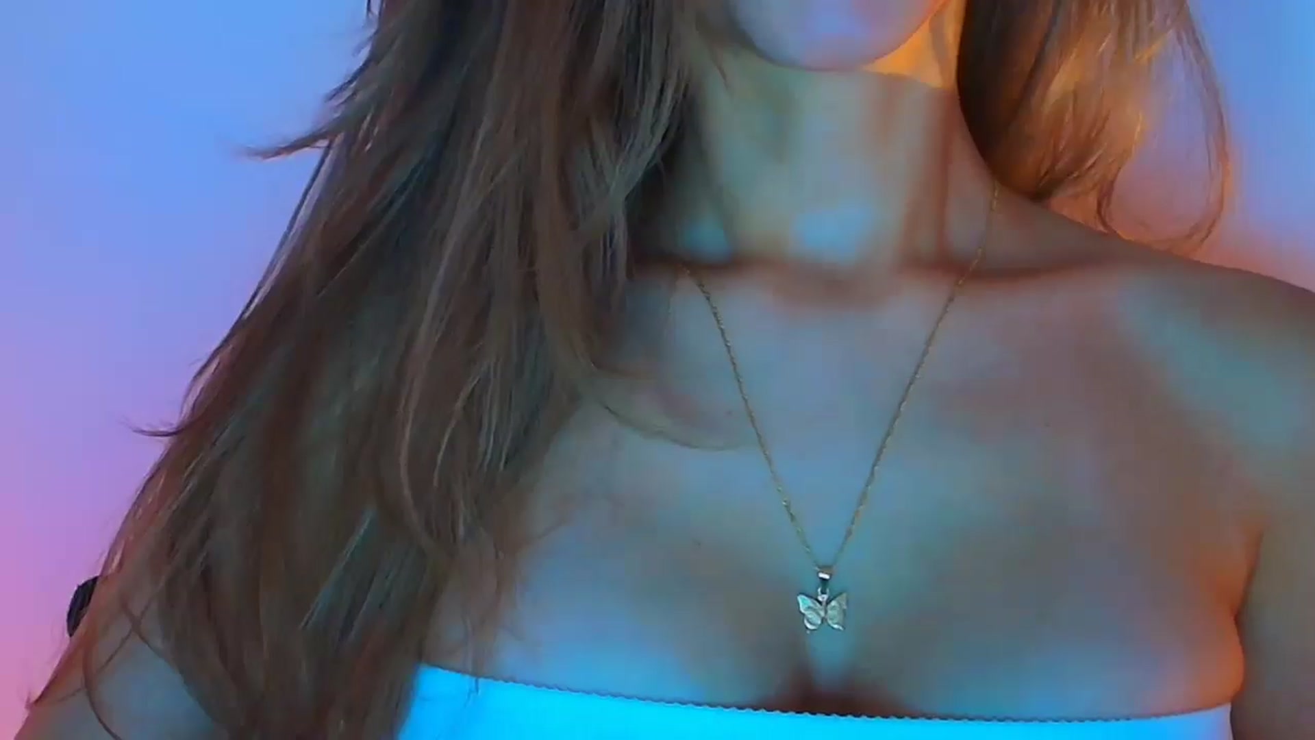 Gallery image thumbnail from fresagirl's myfreecams stream on, 09/04/2025, 24:00 image 18 of 20