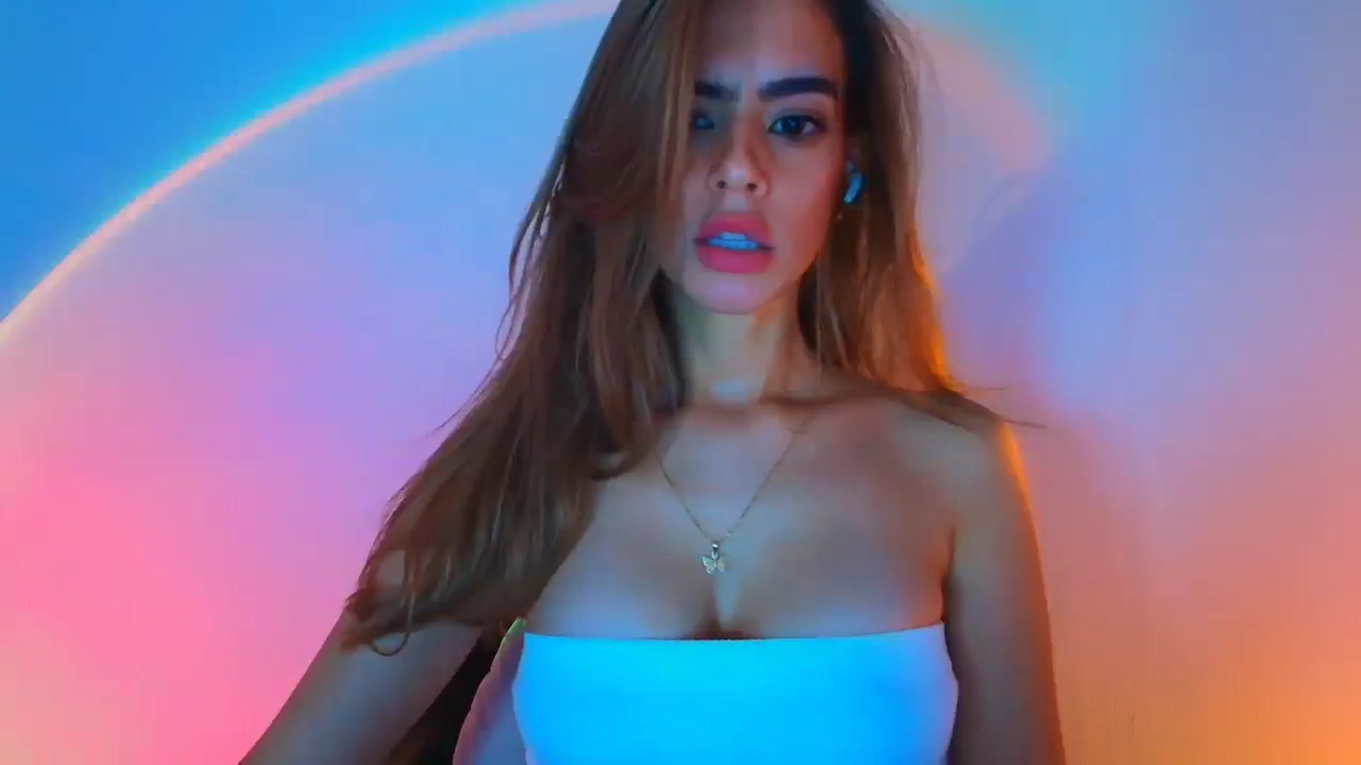 Gallery image thumbnail from fresagirl's myfreecams stream on, 09/04/2025, 24:28 image 11 of 20