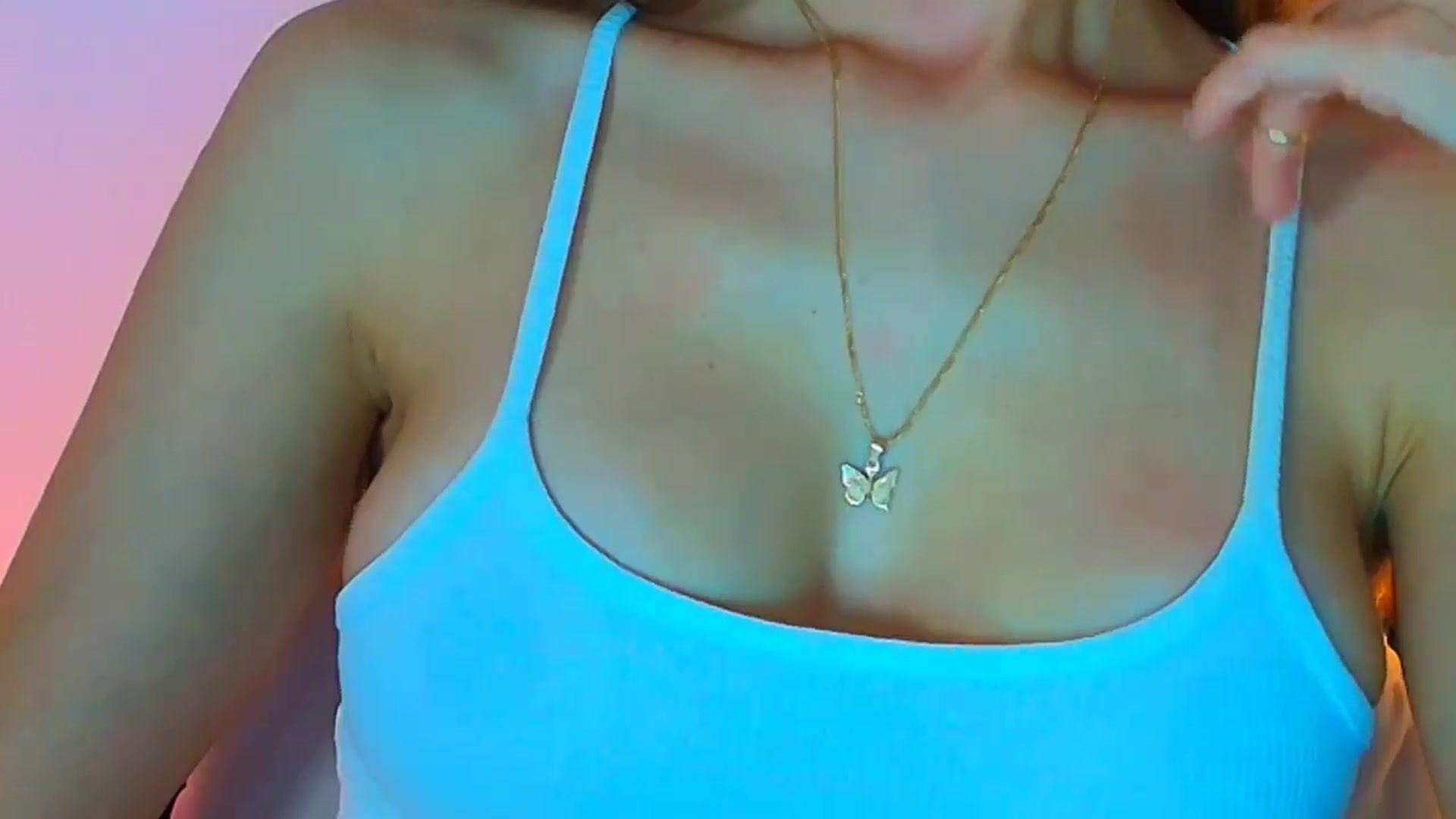 Gallery image thumbnail from fresagirl's myfreecams stream on, 09/15/2025, 22:44 image 6 of 20