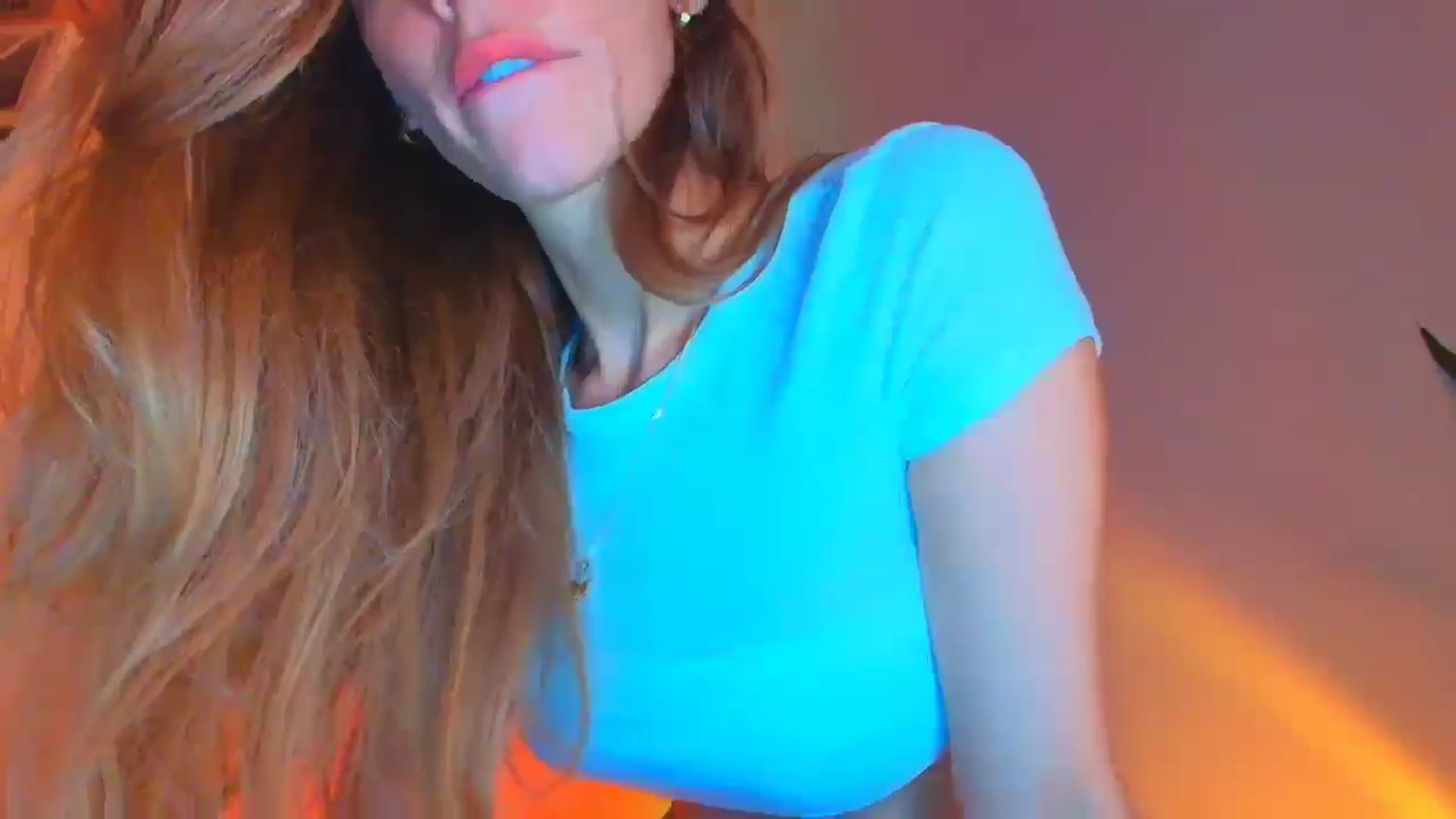 Gallery image thumbnail from fresagirl's myfreecams stream on, 09/18/2025, 20:21 image 15 of 20