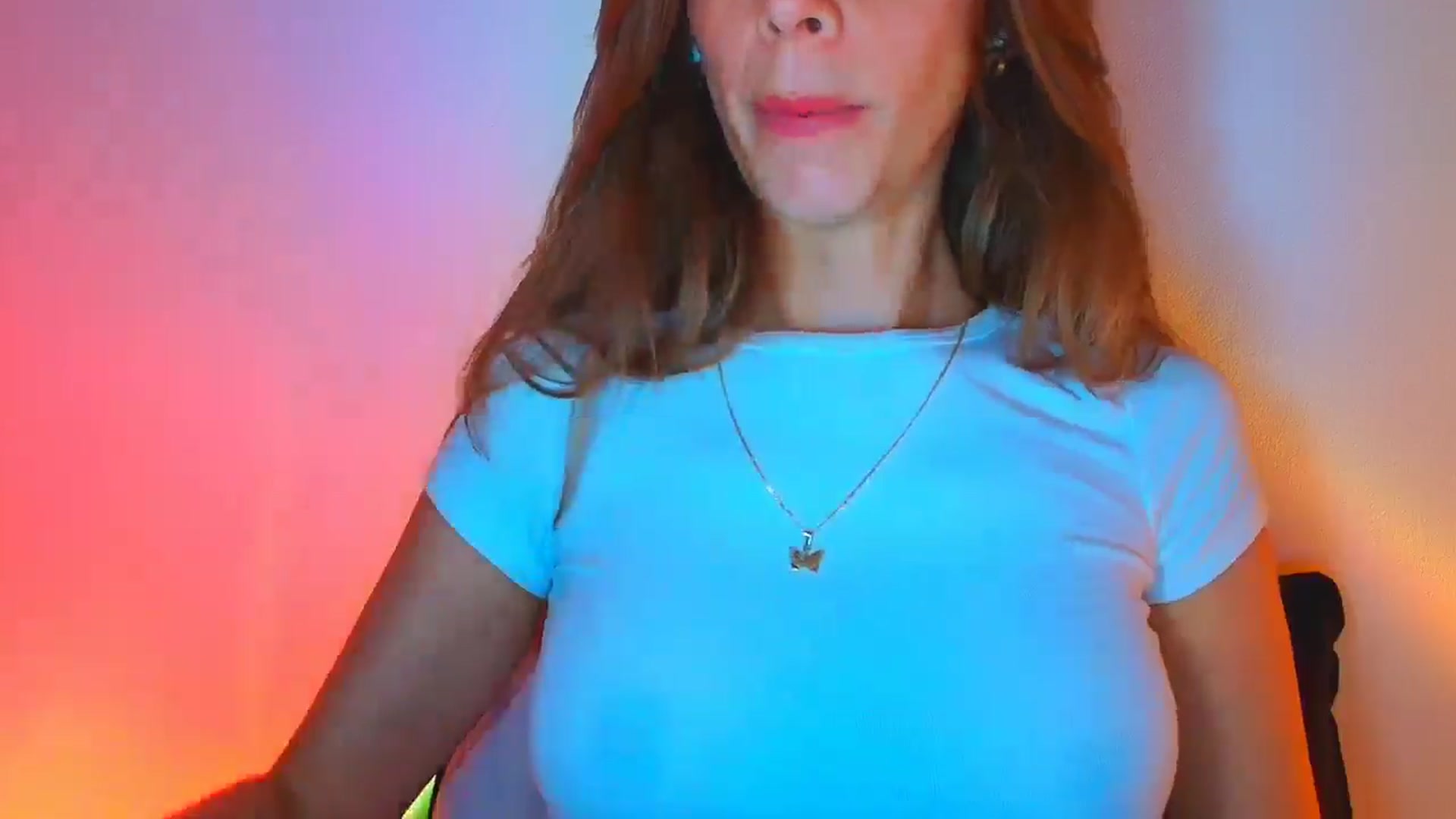 Gallery image thumbnail from fresagirl's myfreecams stream on, 09/18/2025, 22:15 image 16 of 20