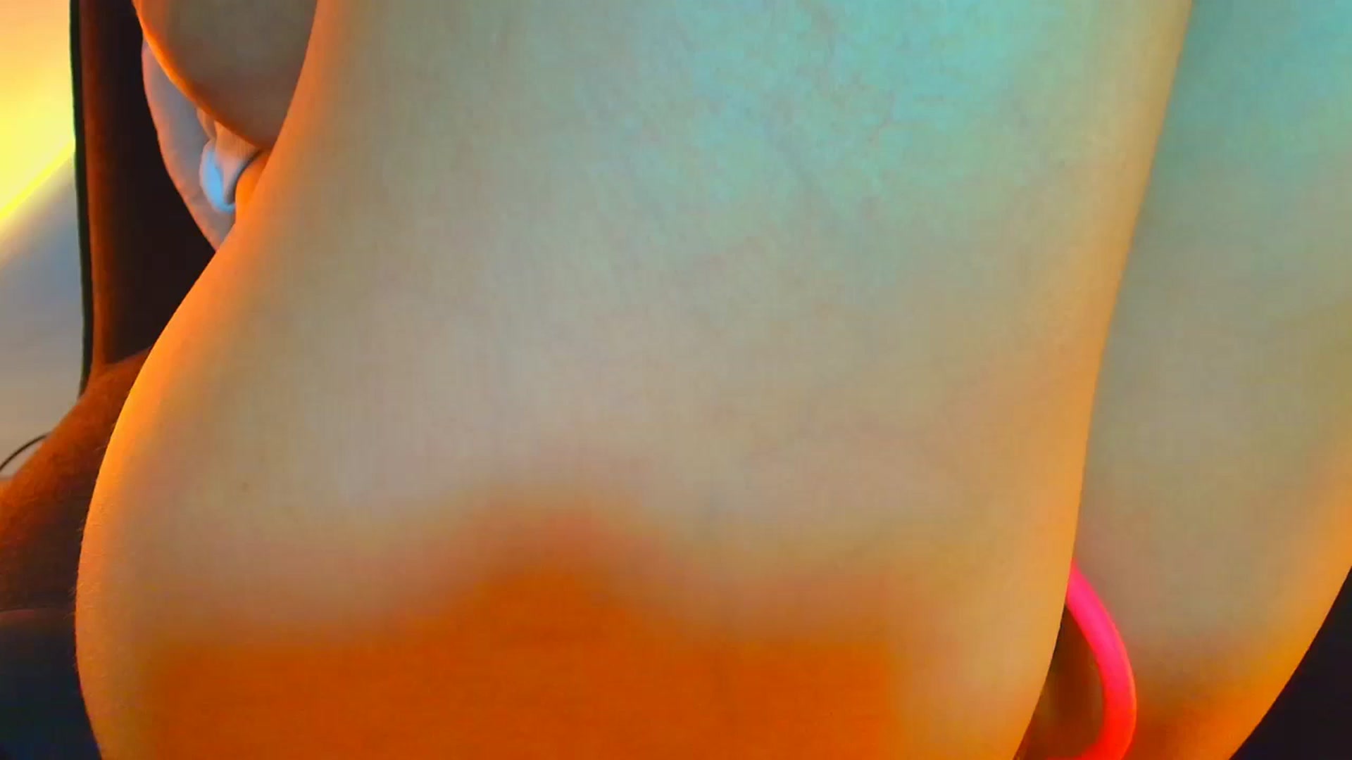 Gallery image thumbnail from fresagirl's myfreecams stream on, 09/22/2025, 22:05 image 19 of 20