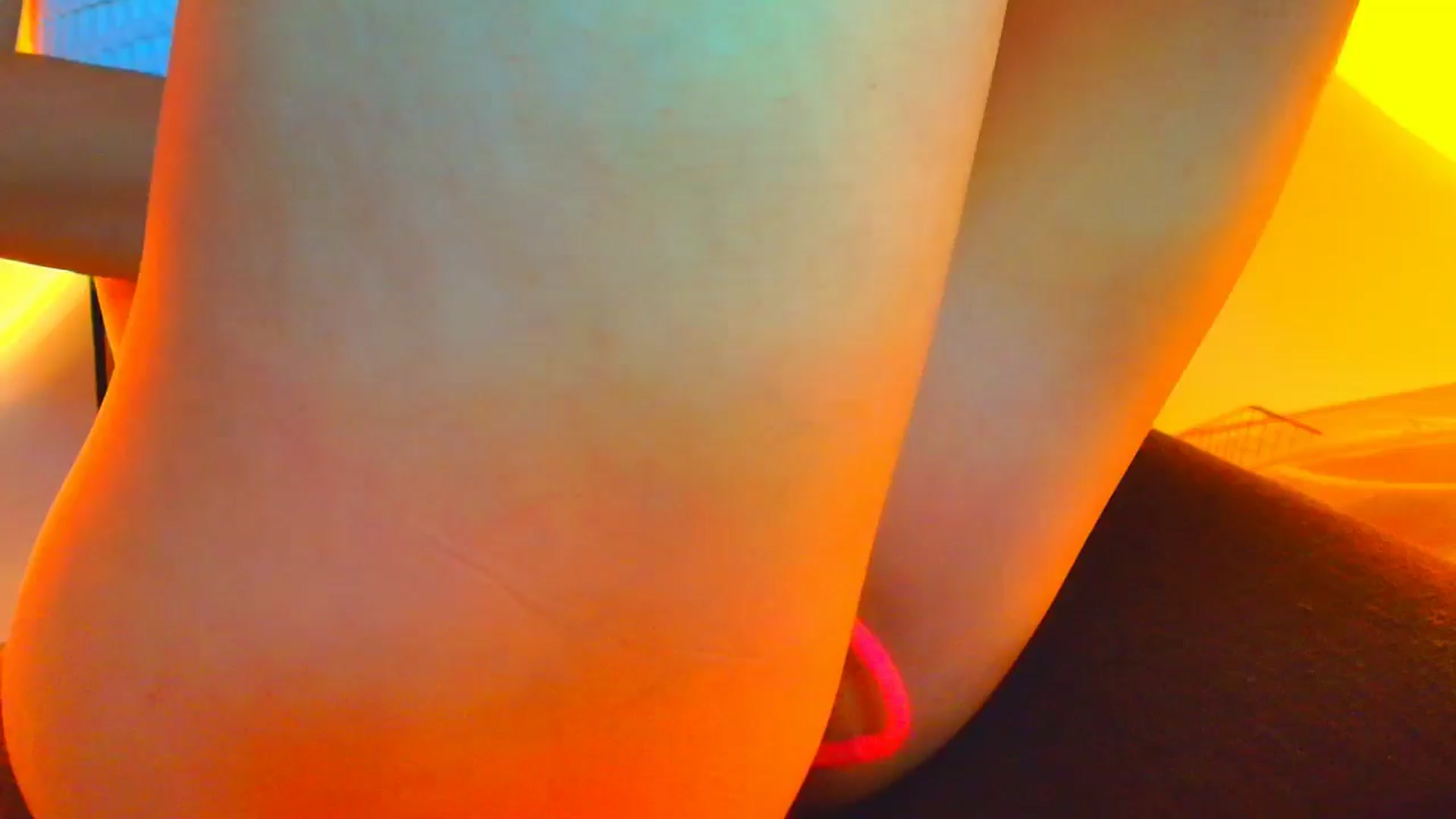 Gallery image thumbnail from fresagirl's myfreecams stream on, 09/25/2025, 20:21 image 18 of 20