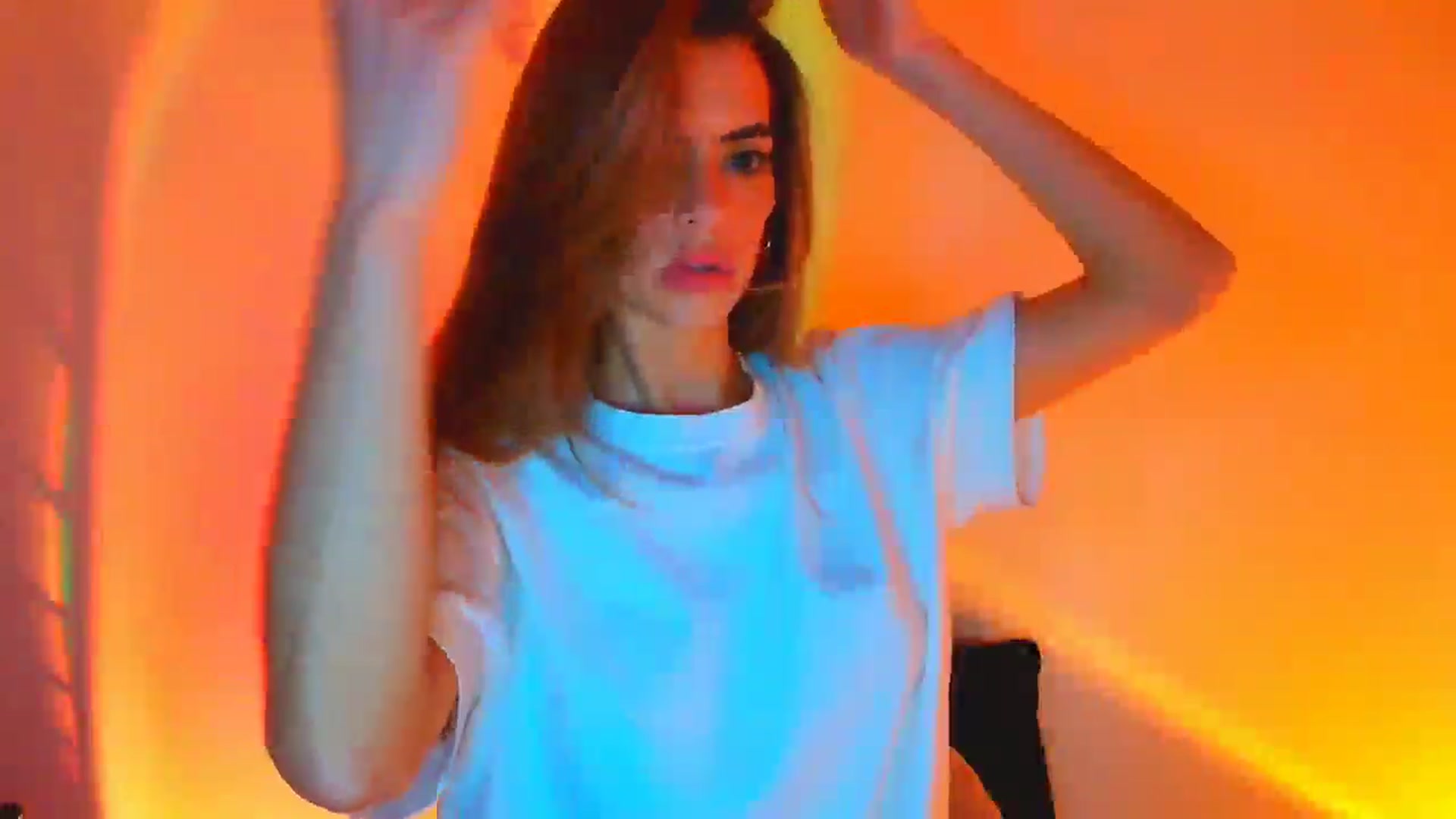 Gallery image thumbnail from fresagirl's myfreecams stream on, 09/25/2025, 20:21 image 19 of 20