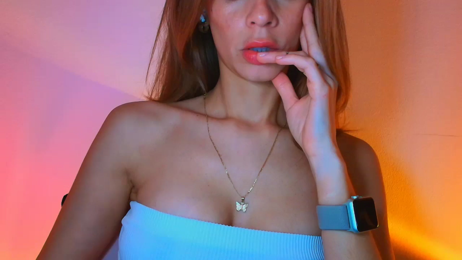 Gallery image thumbnail from fresagirl's myfreecams stream on, 10/08/2025, 23:27 image 10 of 20