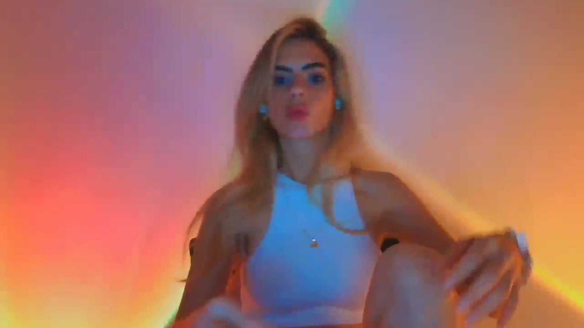 Gallery image thumbnail from fresagirl's myfreecams stream on, 10/15/2025, 23:36 image 16 of 20