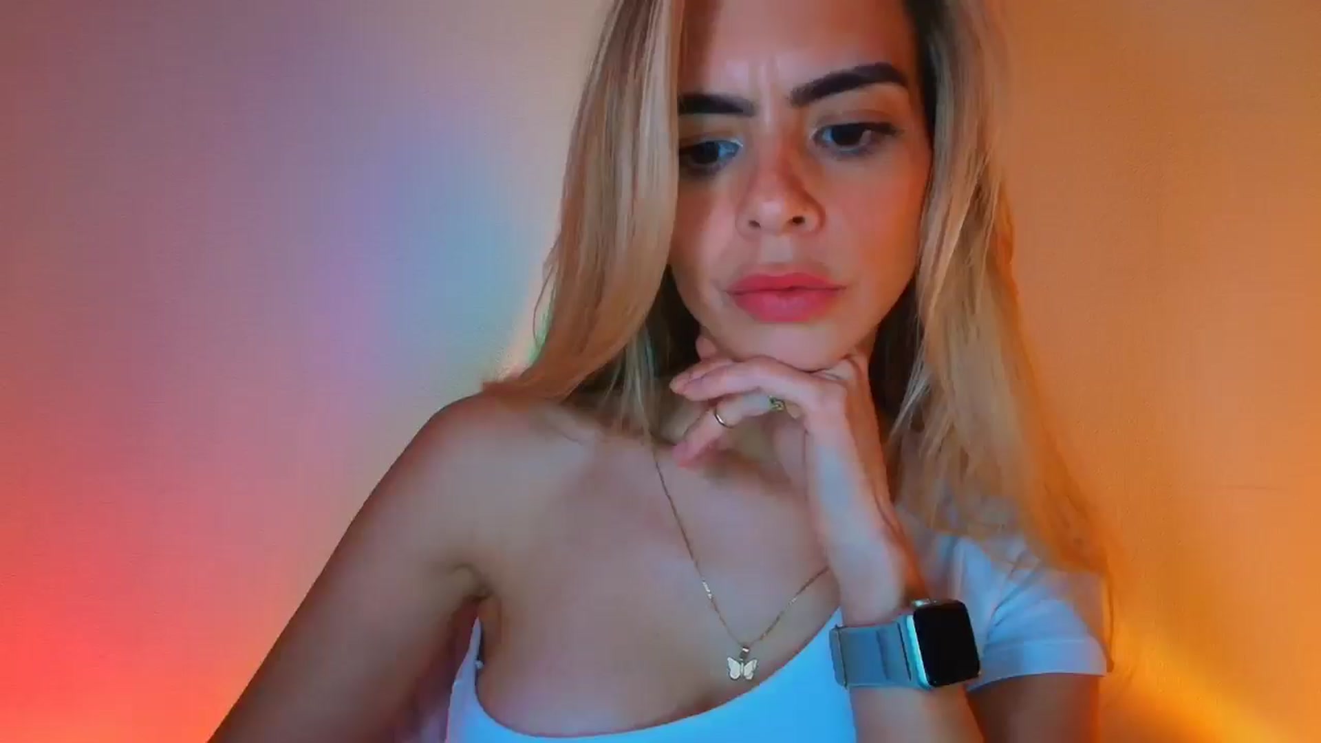 Gallery image thumbnail from fresagirl's myfreecams stream on, 10/16/2025, 23:48 image 13 of 20