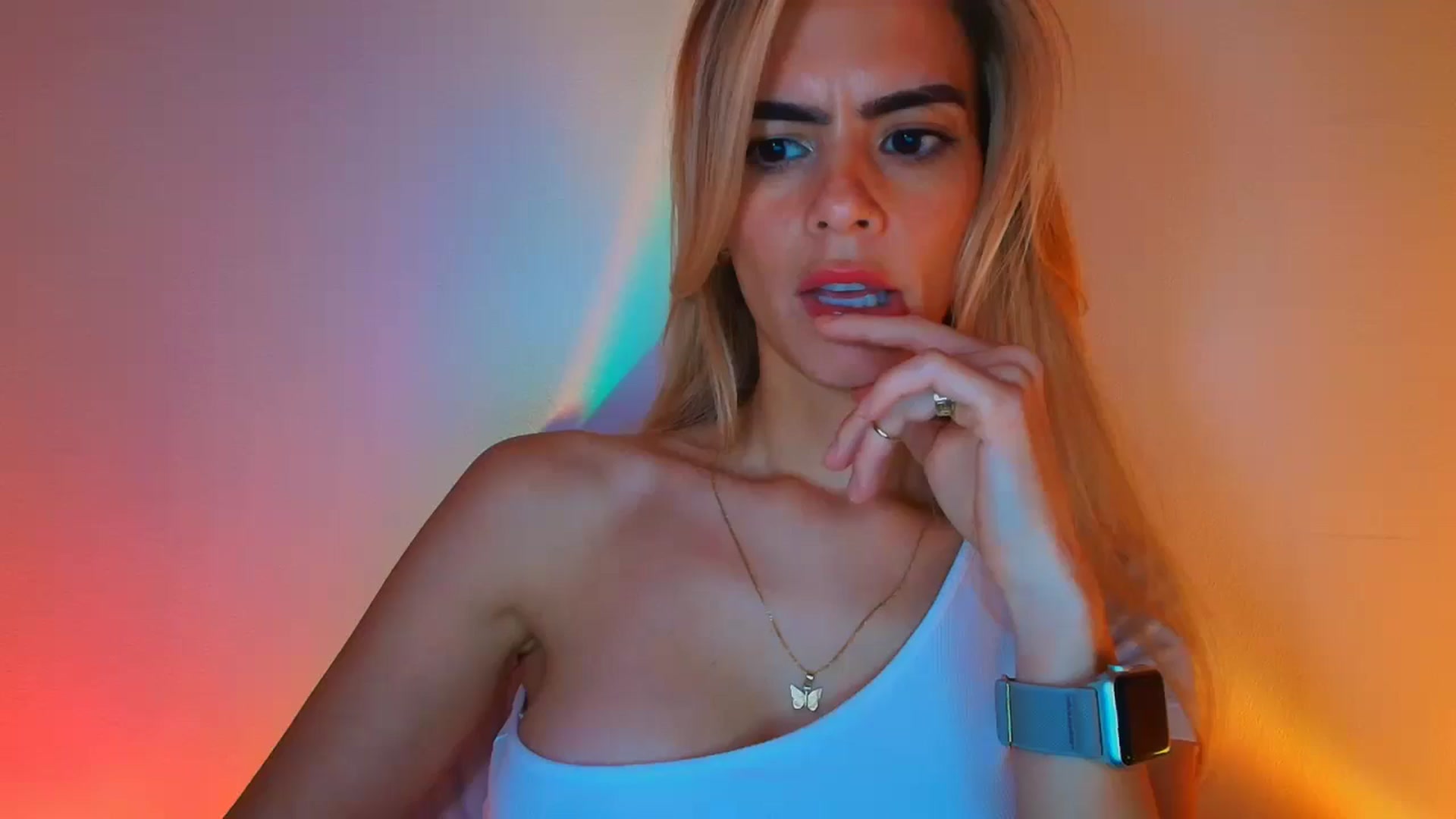 Gallery image thumbnail from fresagirl's myfreecams stream on, 10/16/2025, 23:48 image 14 of 20