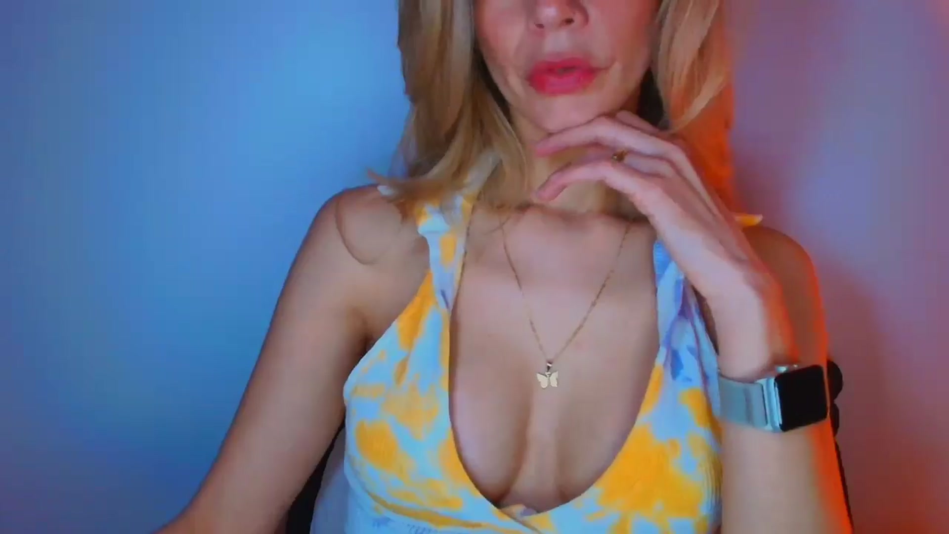 Gallery image thumbnail from fresagirl's myfreecams stream on, 11/11/2025, 21:27 image 7 of 20