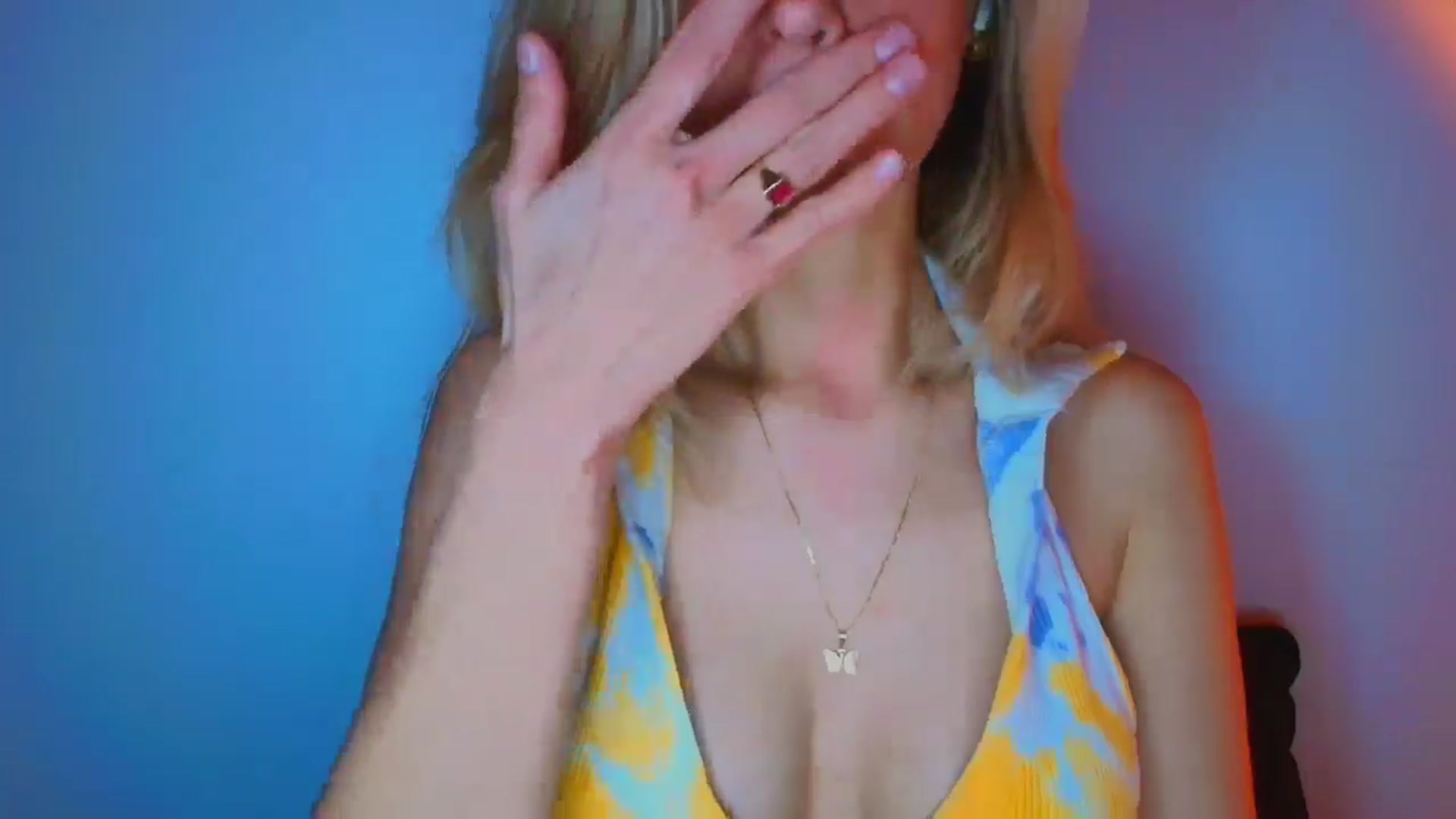 Gallery image thumbnail from fresagirl's myfreecams stream on, 11/11/2025, 21:27 image 18 of 20