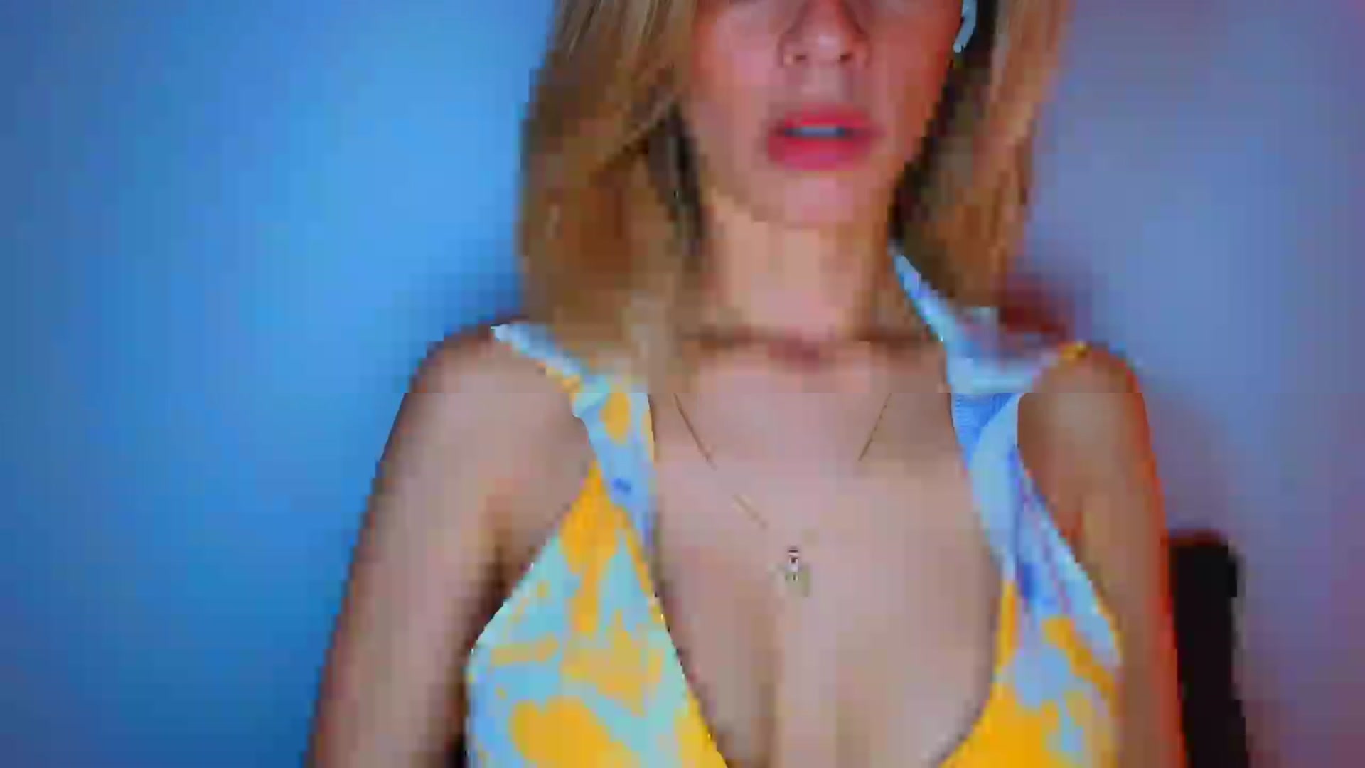 Gallery image thumbnail from fresagirl's myfreecams stream on, 11/11/2025, 22:53 image 7 of 20