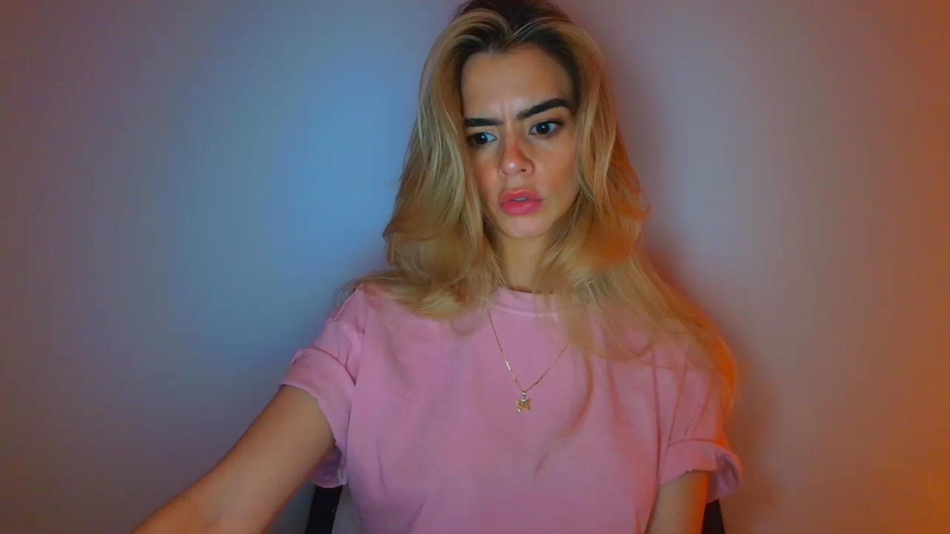 Gallery image thumbnail from fresagirl's myfreecams stream on, 11/13/2025, 21:39 image 20 of 20