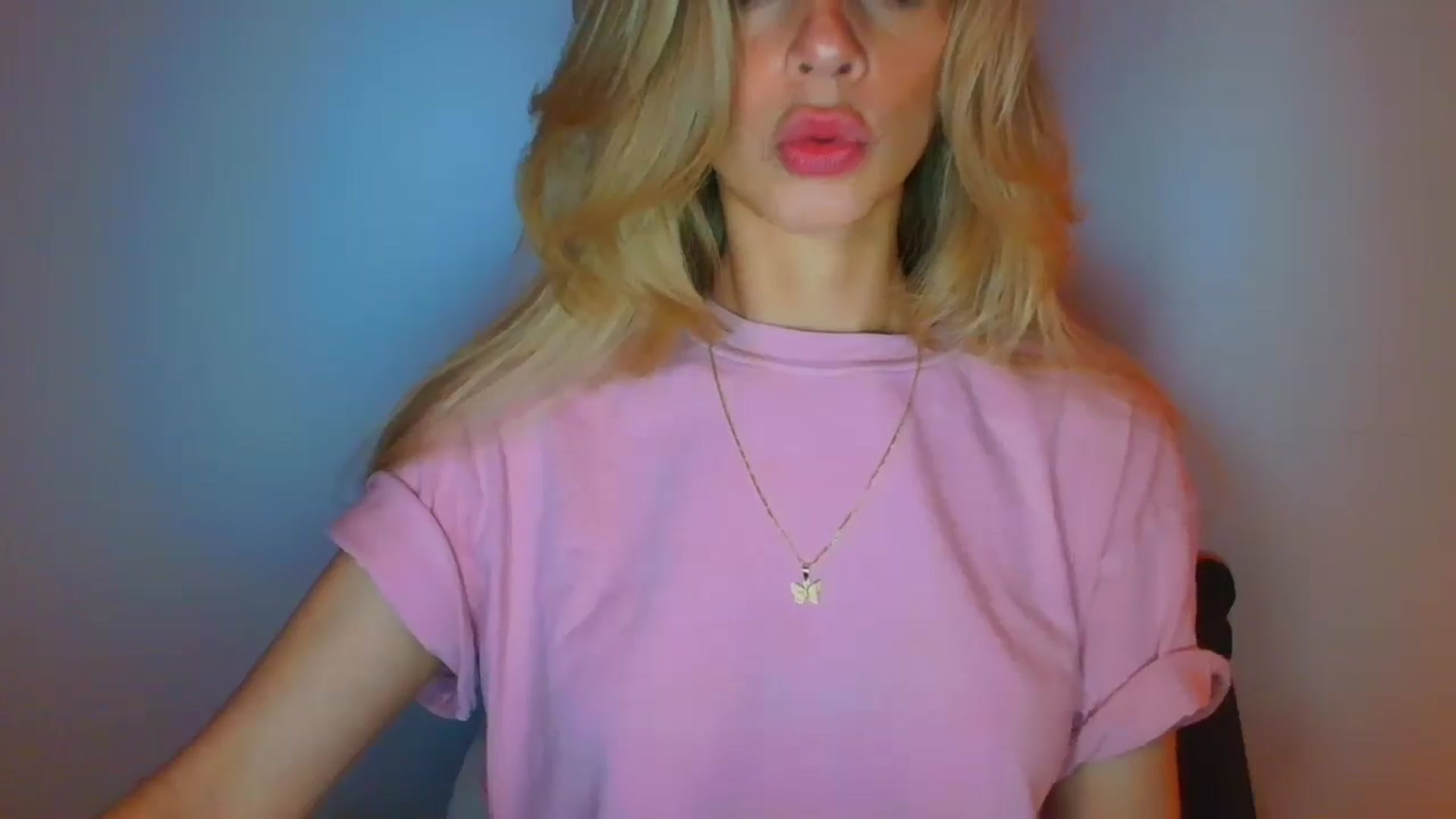 Gallery image thumbnail from fresagirl's myfreecams stream on, 11/13/2025, 21:39 image 16 of 20